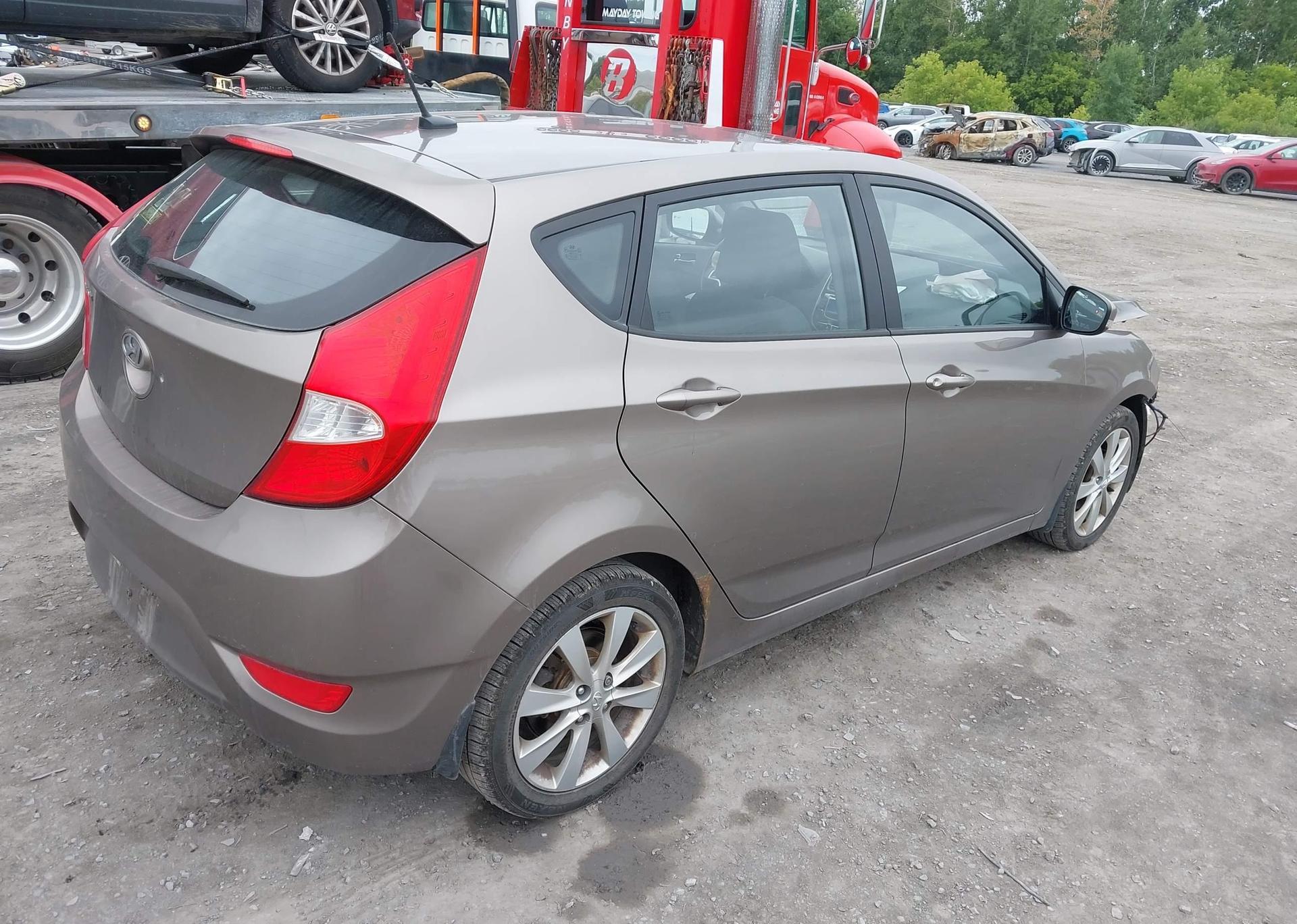 2013 HYUNDAI ACCENT GLS