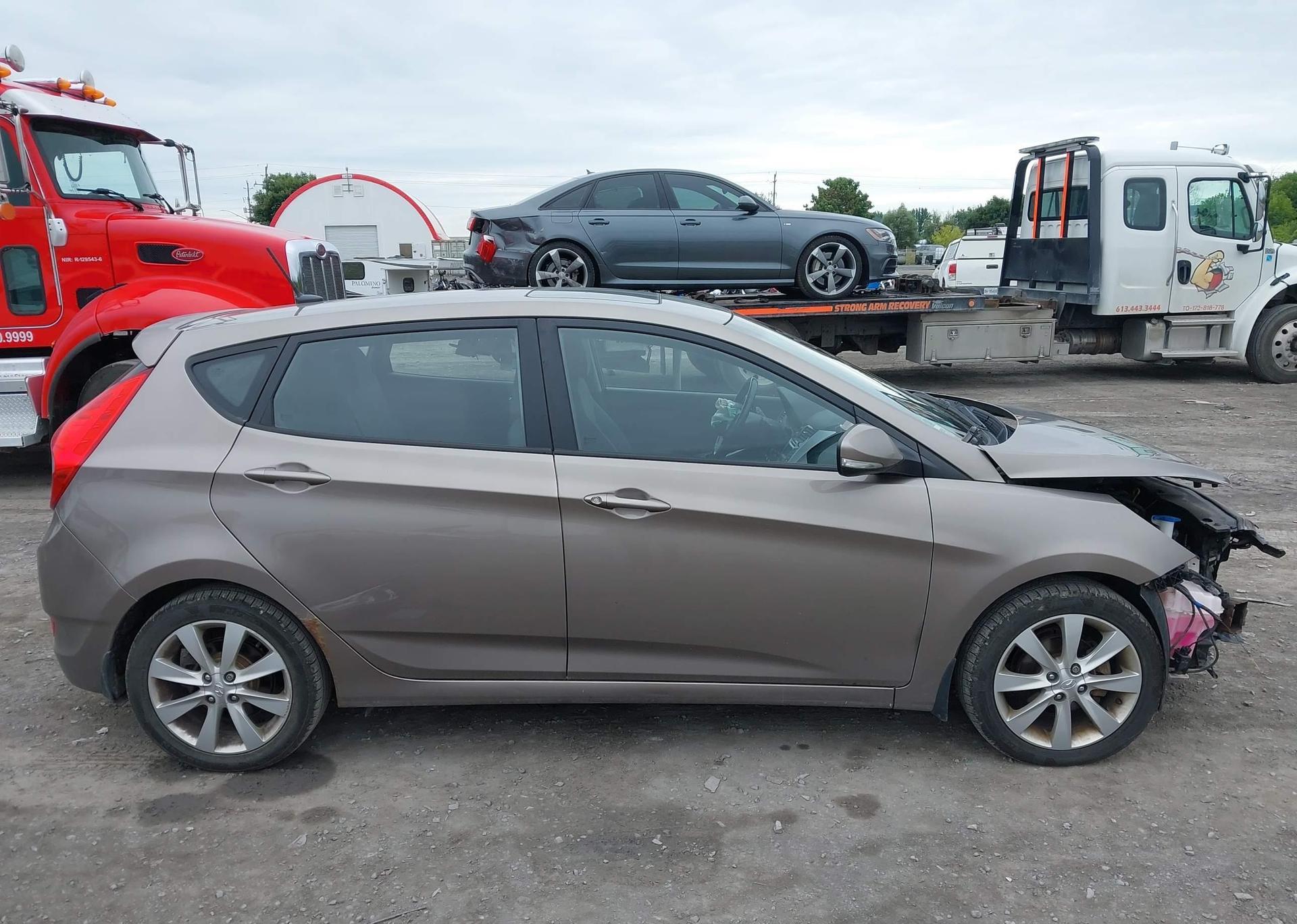 2013 HYUNDAI ACCENT GLS