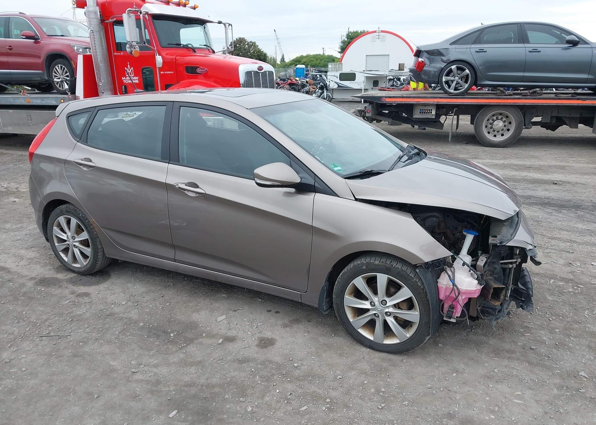 2013 HYUNDAI ACCENT GLS