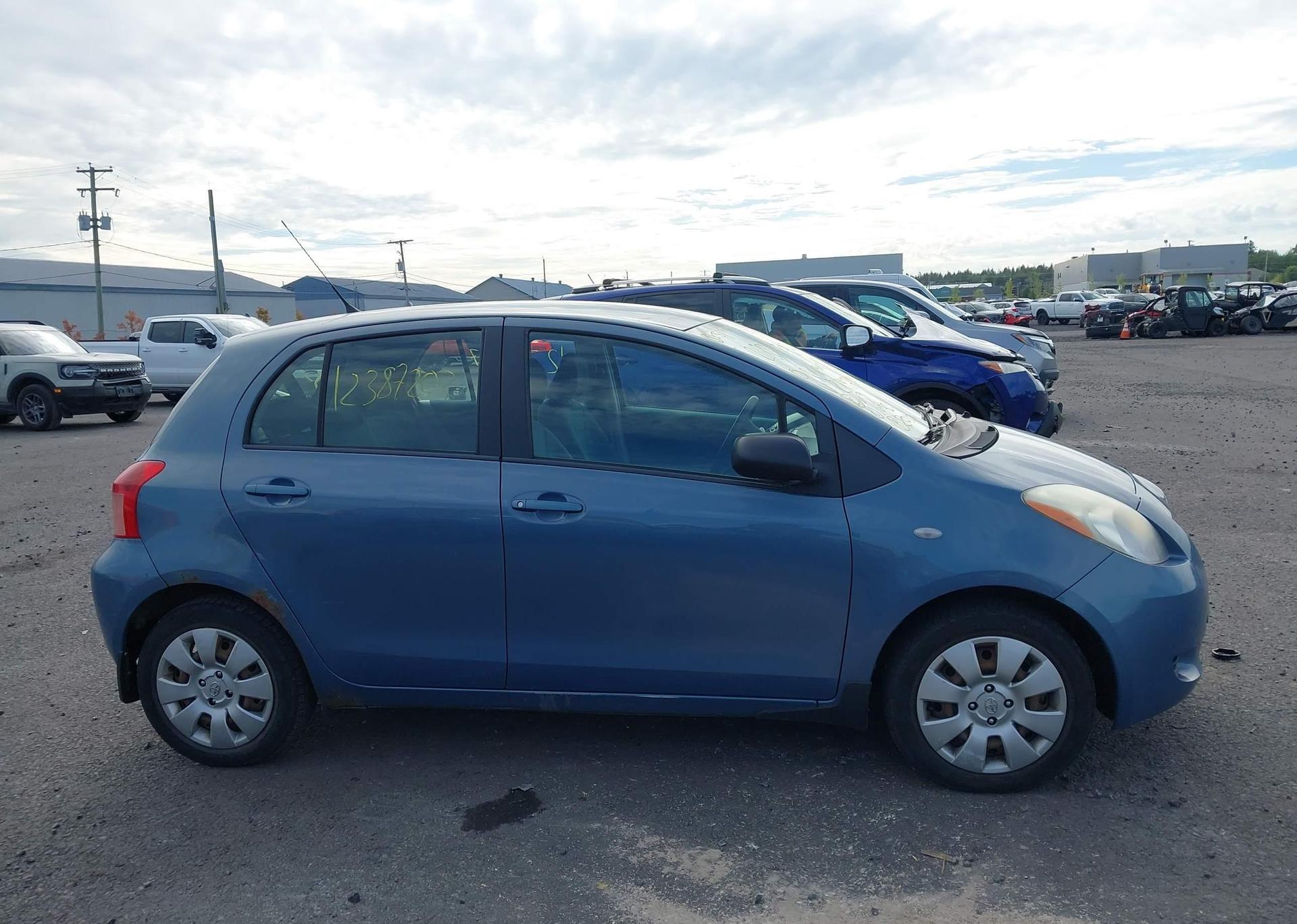2008 TOYOTA YARIS