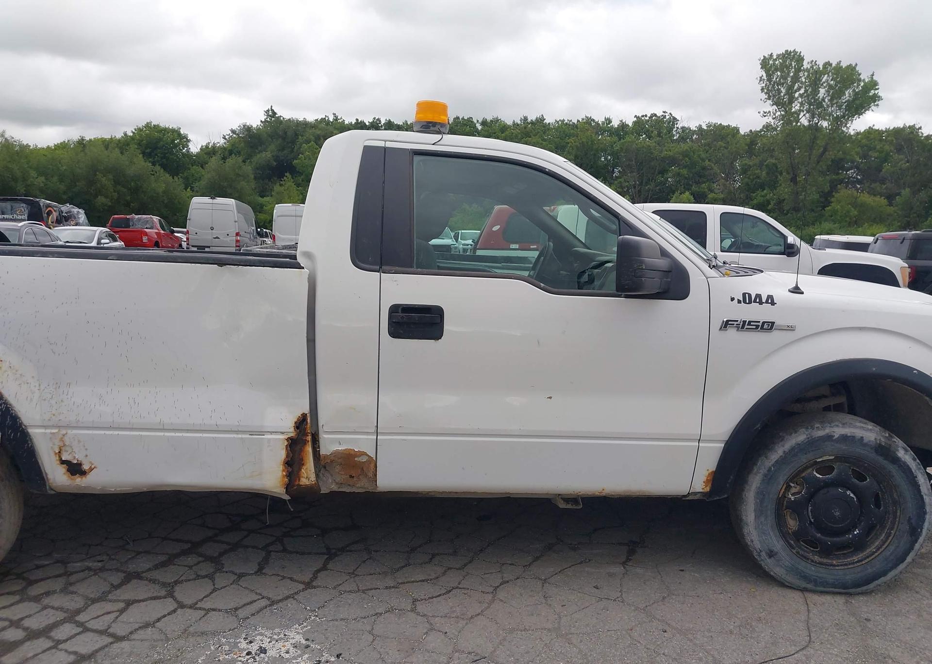 2011 FORD F150