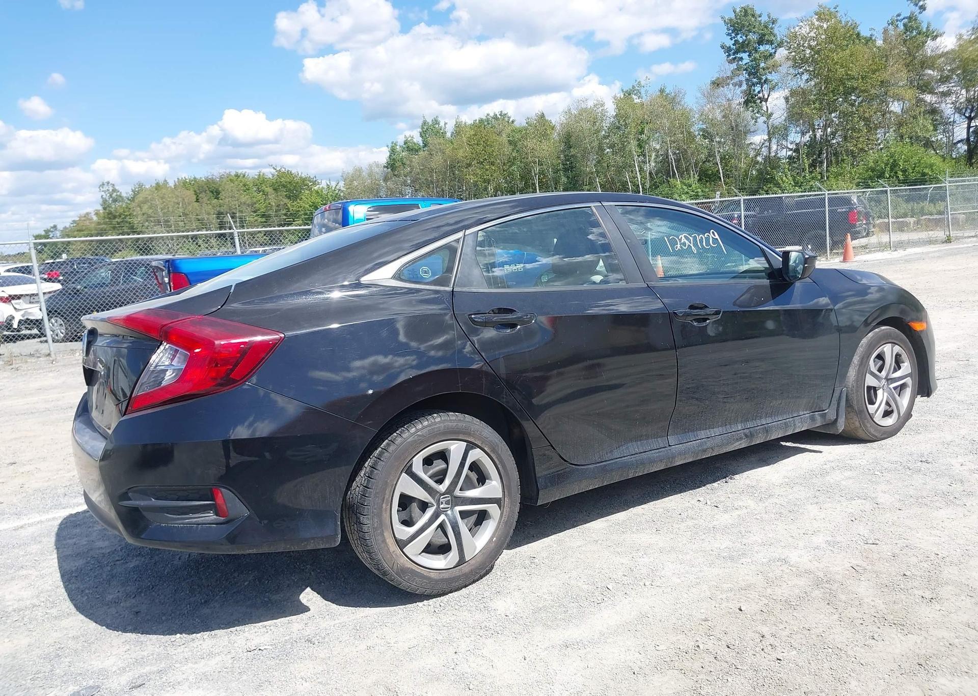 2018 HONDA CIVIC
