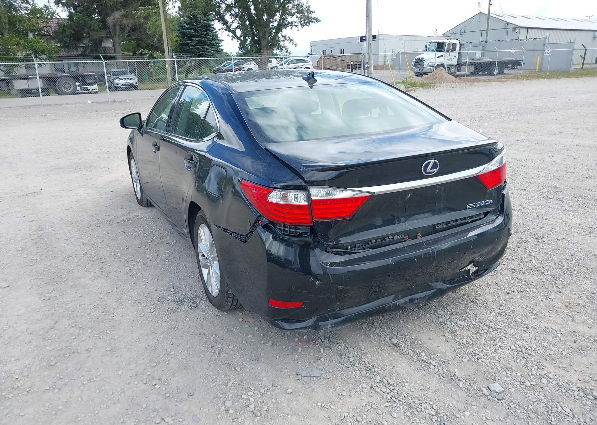2013 LEXUS ES 300H