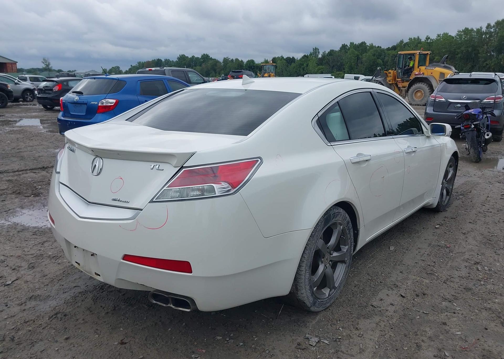 2011 ACURA TL