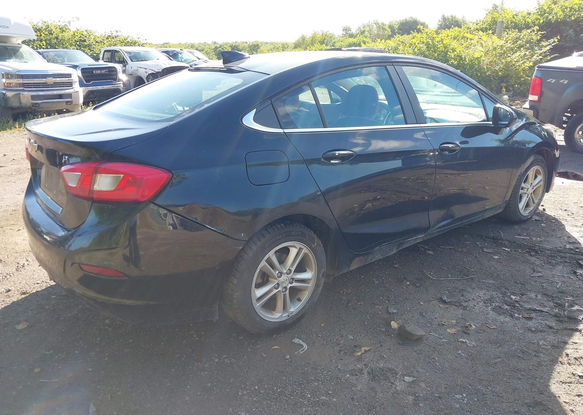 2018 CHEVROLET CRUZE LT AUTO