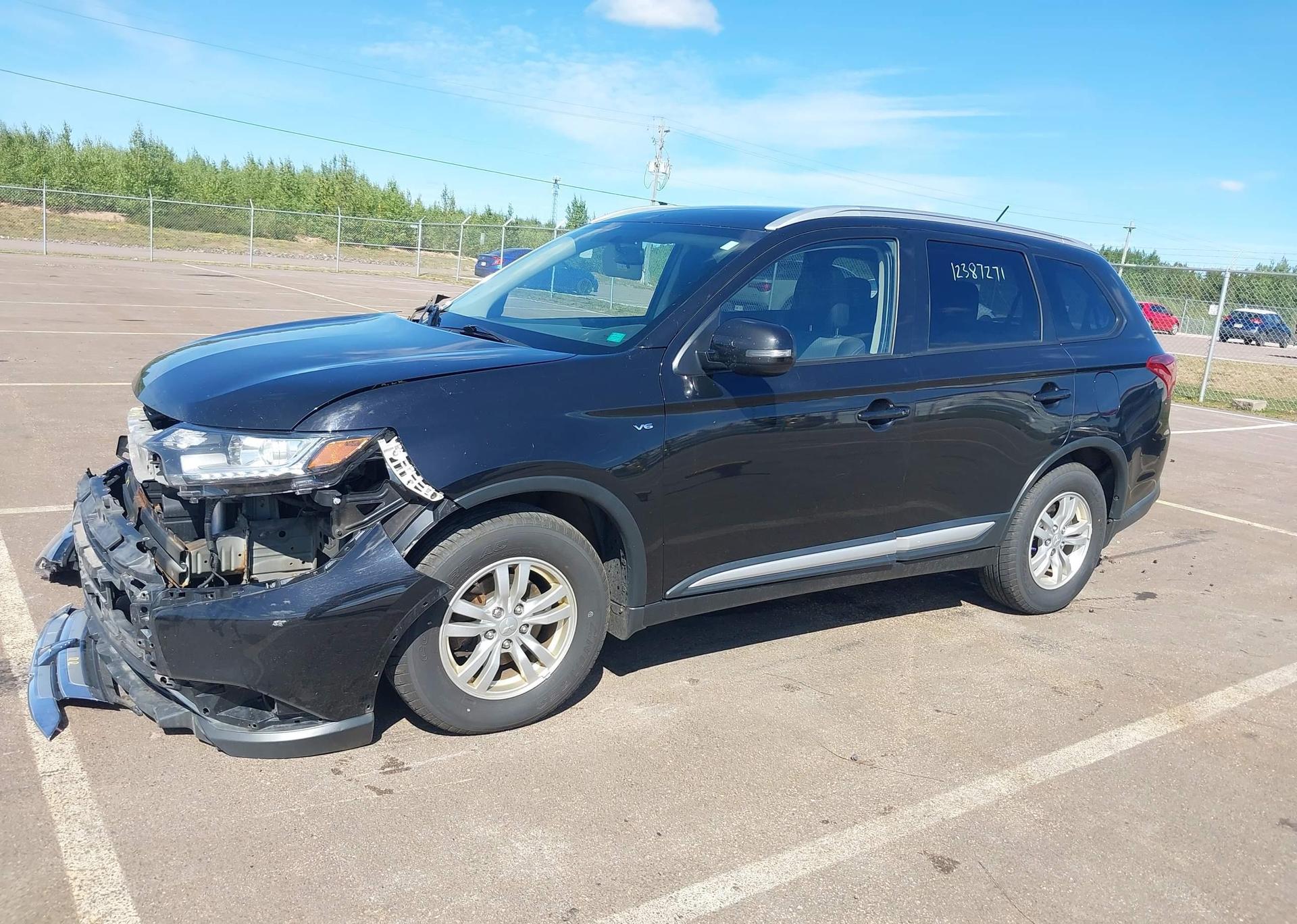 2016 MITSUBISHI OUTLANDER SE