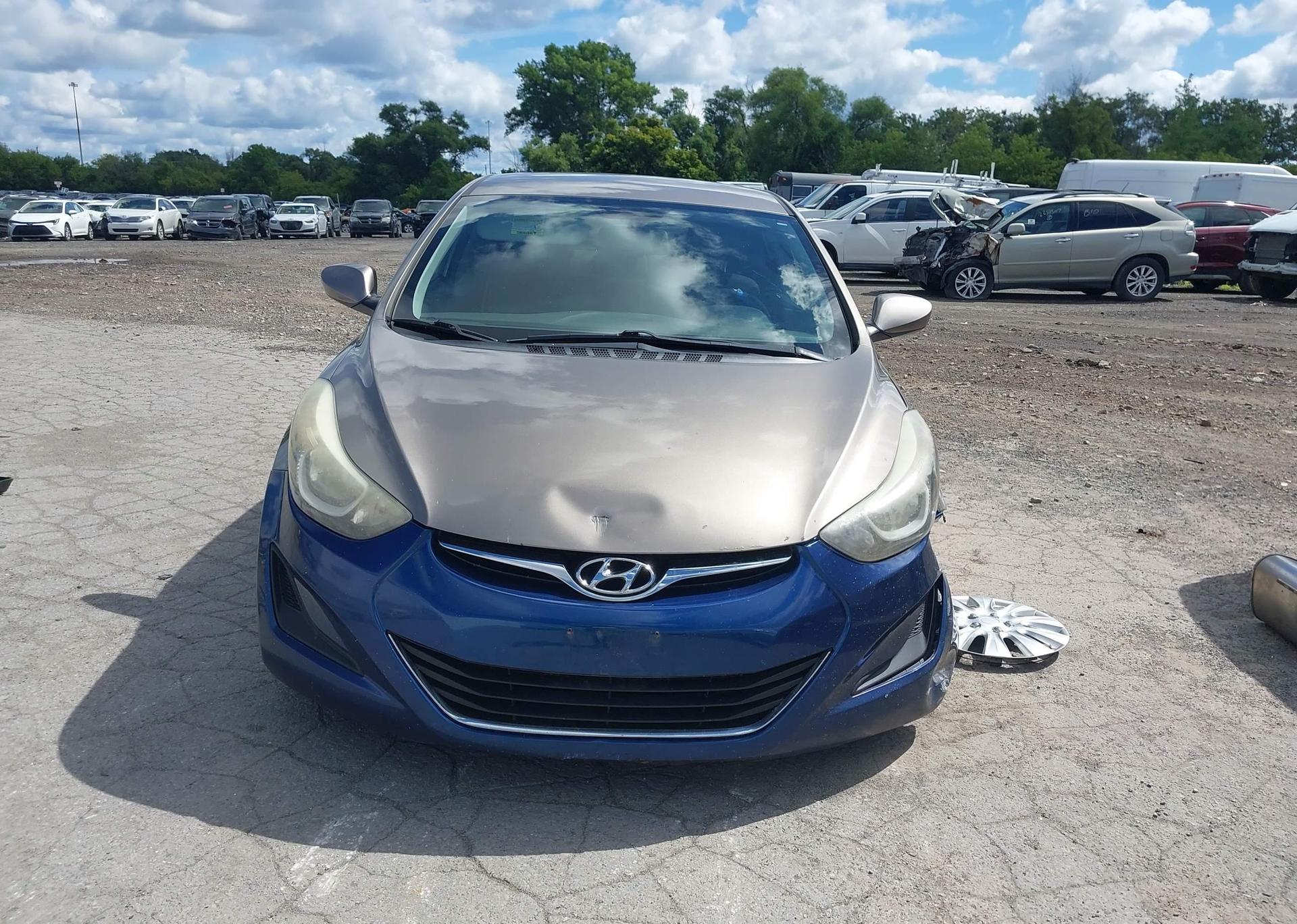 2014 HYUNDAI ELANTRA SE