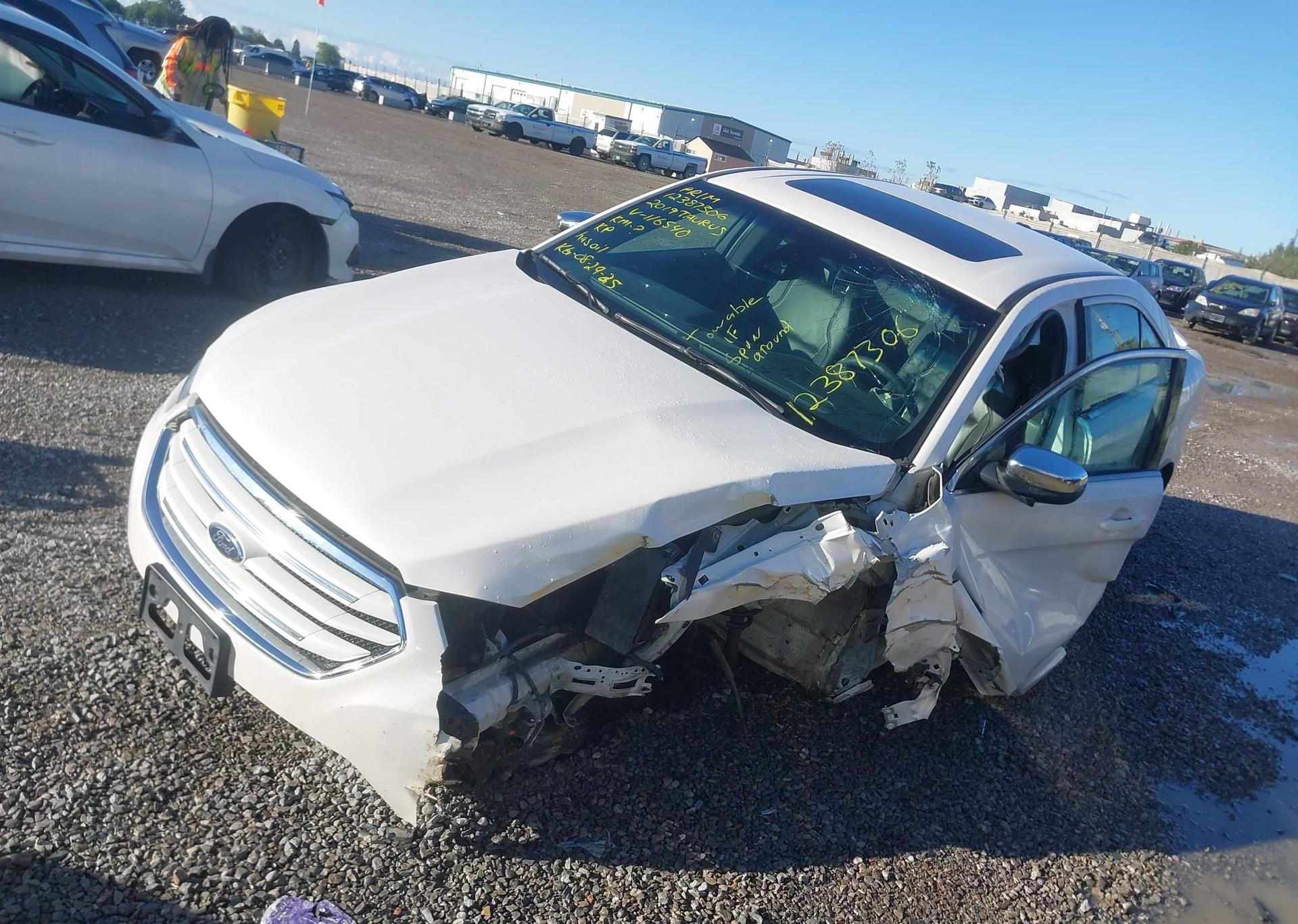 2019 FORD TAURUS LIMITED