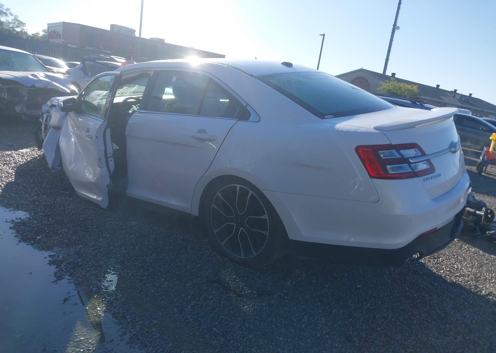2019 FORD TAURUS LIMITED