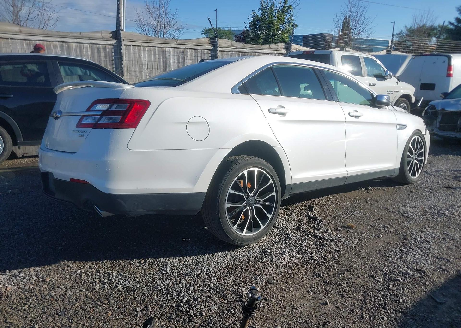 2019 FORD TAURUS LIMITED