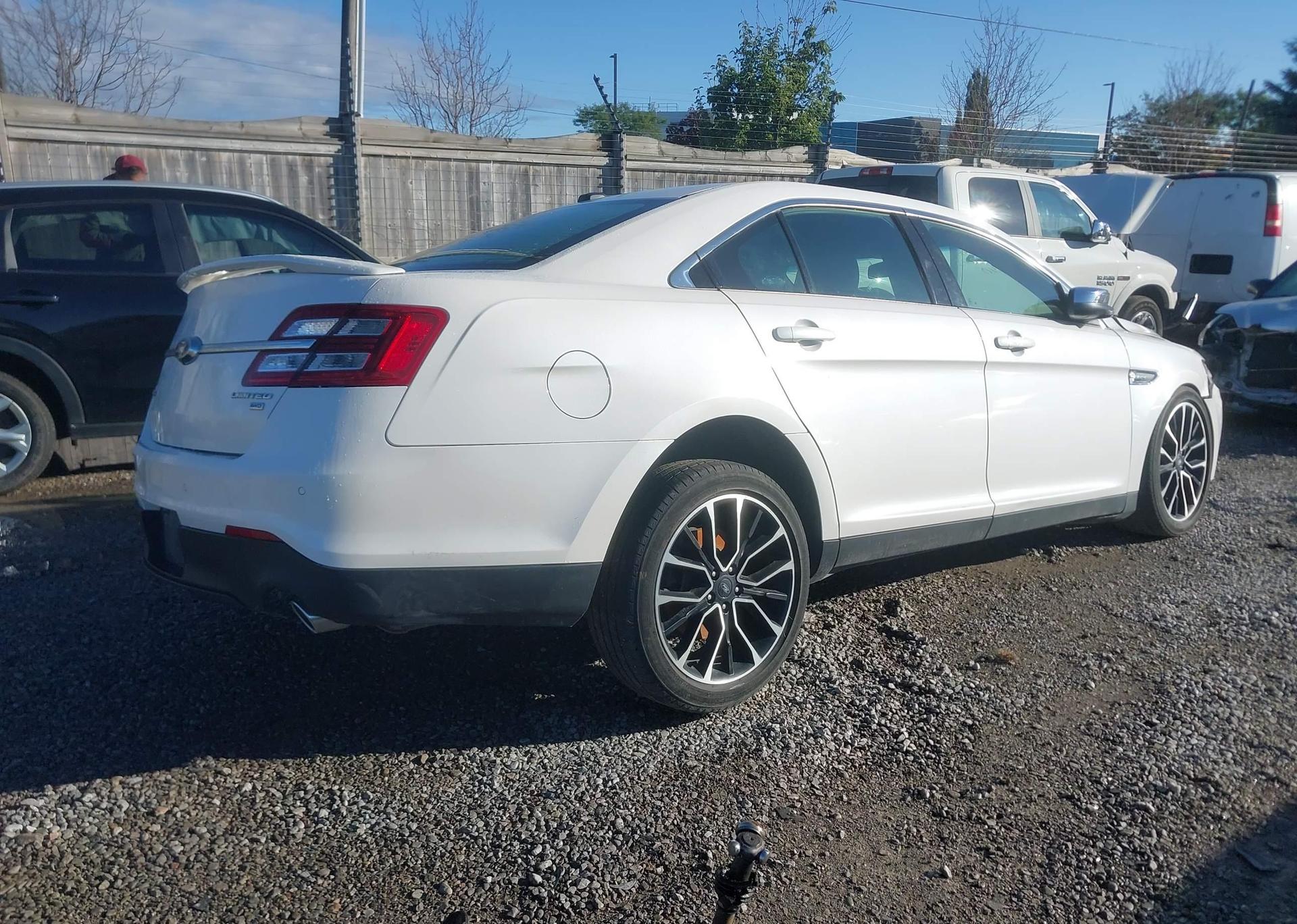 2019 FORD TAURUS LIMITED
