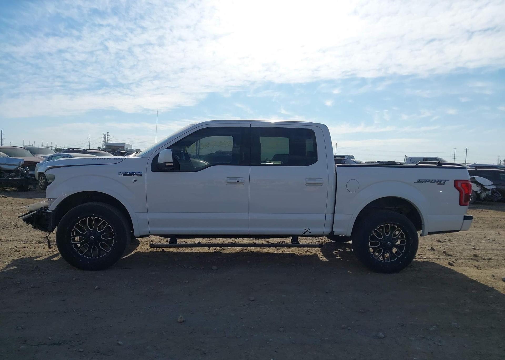 2015 FORD F-150 LARIAT
