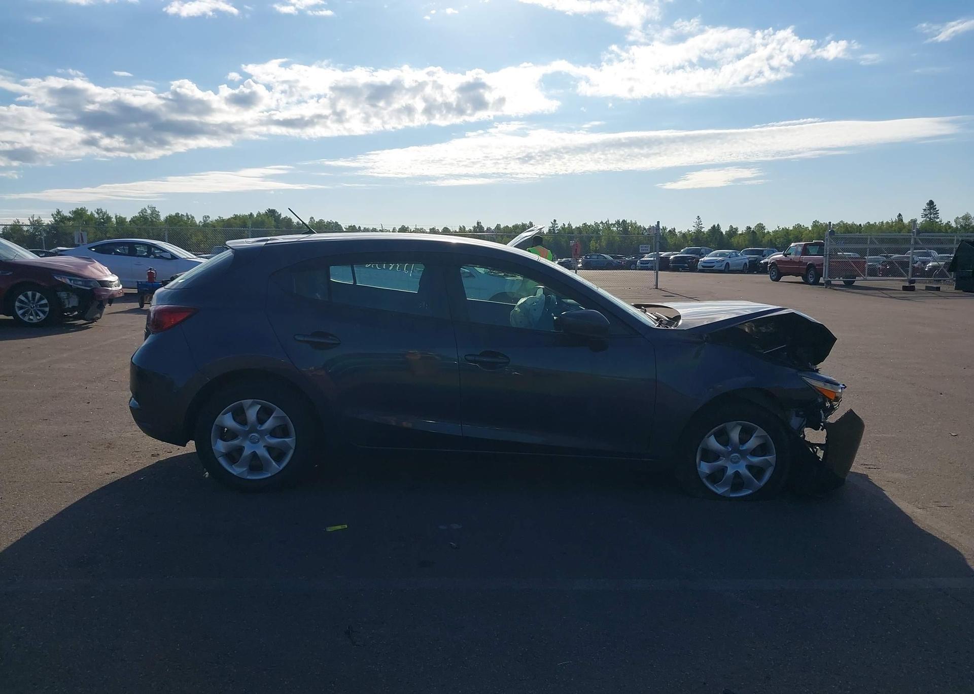 2018 MAZDA 3 Sport