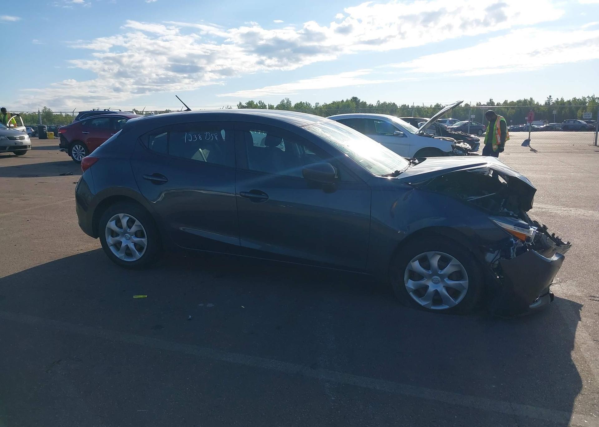 2018 MAZDA 3 Sport