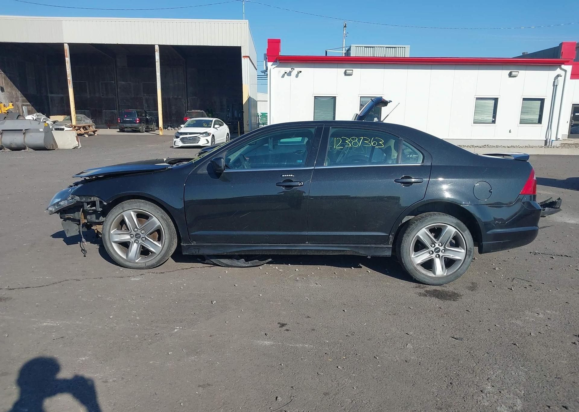 2011 FORD FUSION