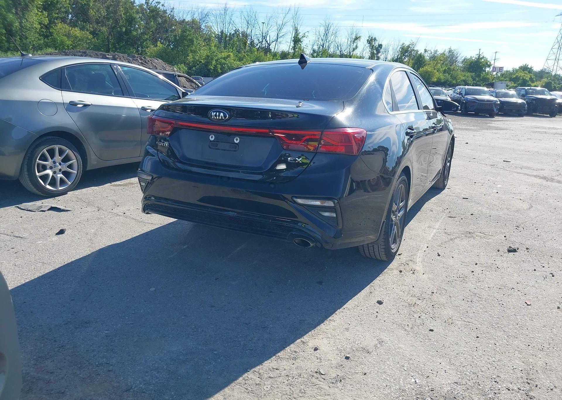 2021 KIA FORTE EX