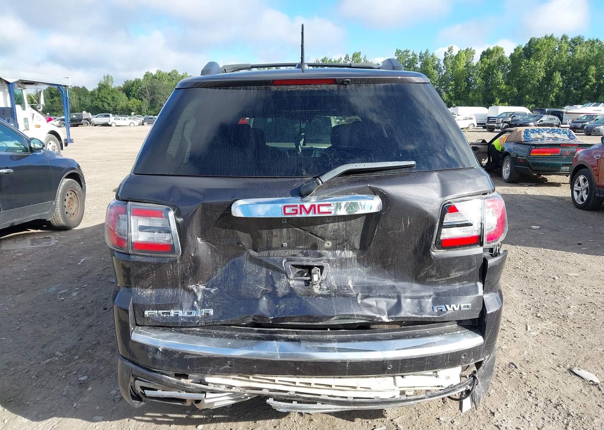 2016 GMC ACADIA DENALI