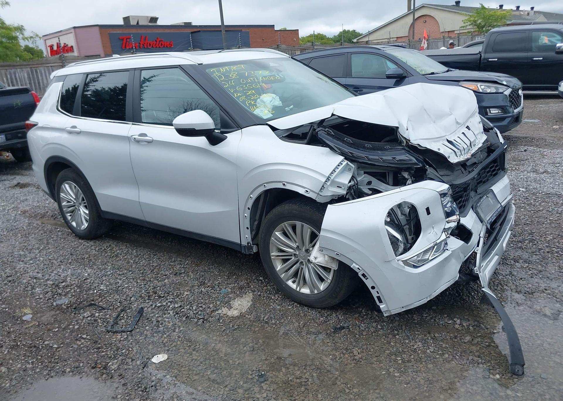 2024 MITSUBISHI outlander
