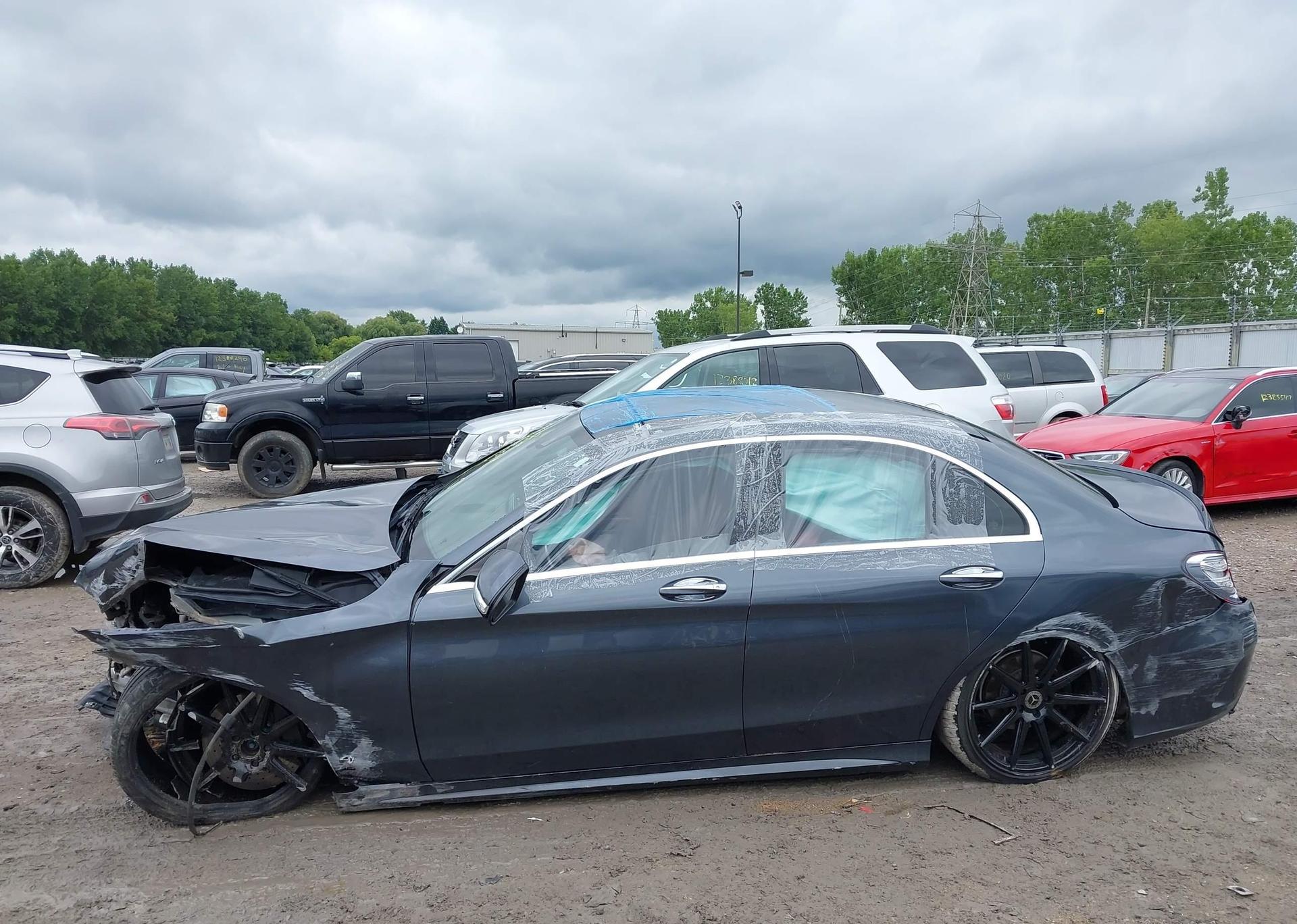2015 MERCEDES-BENZ C400 4MATIC 4DR