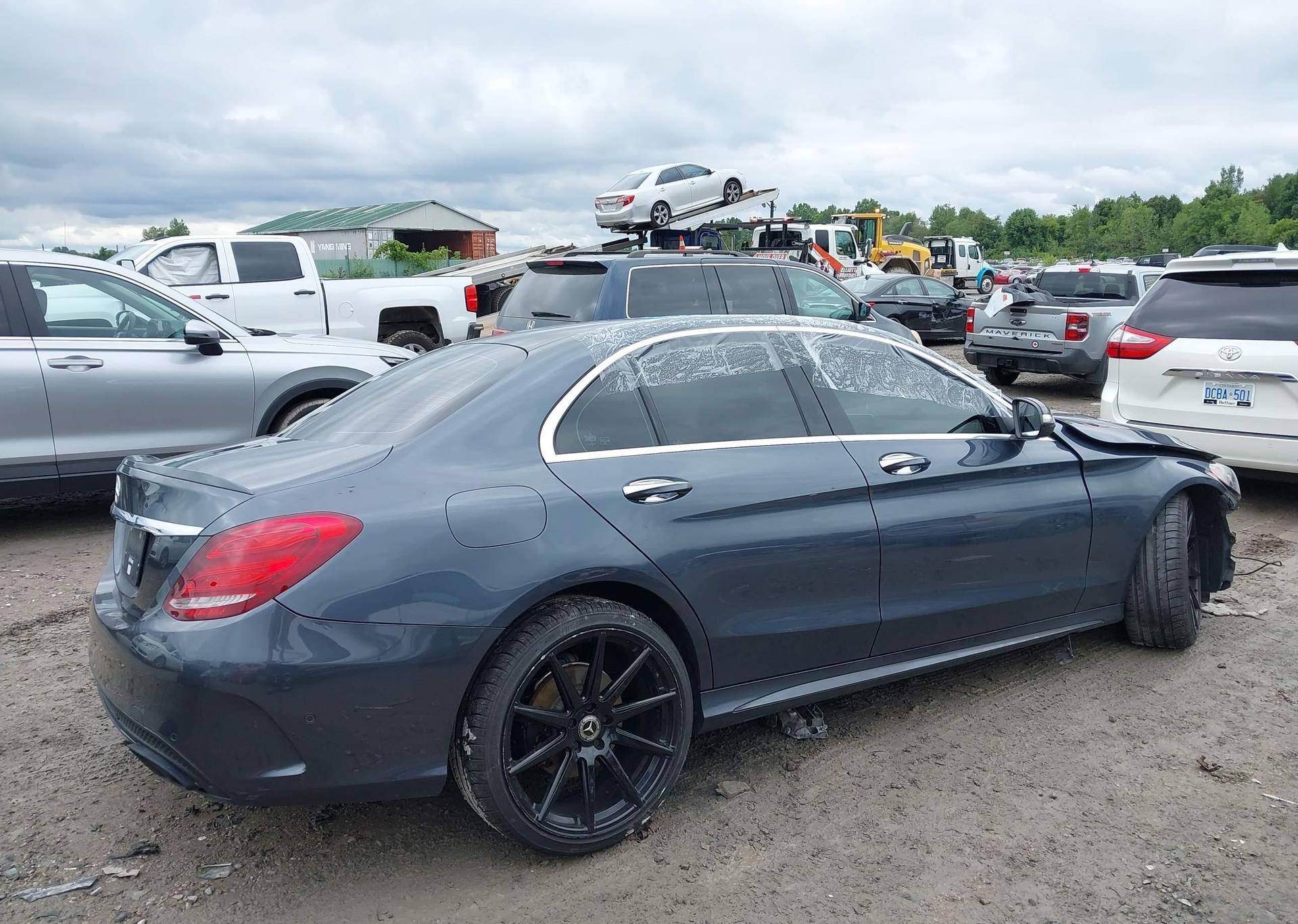 2015 MERCEDES-BENZ C400 4MATIC 4DR