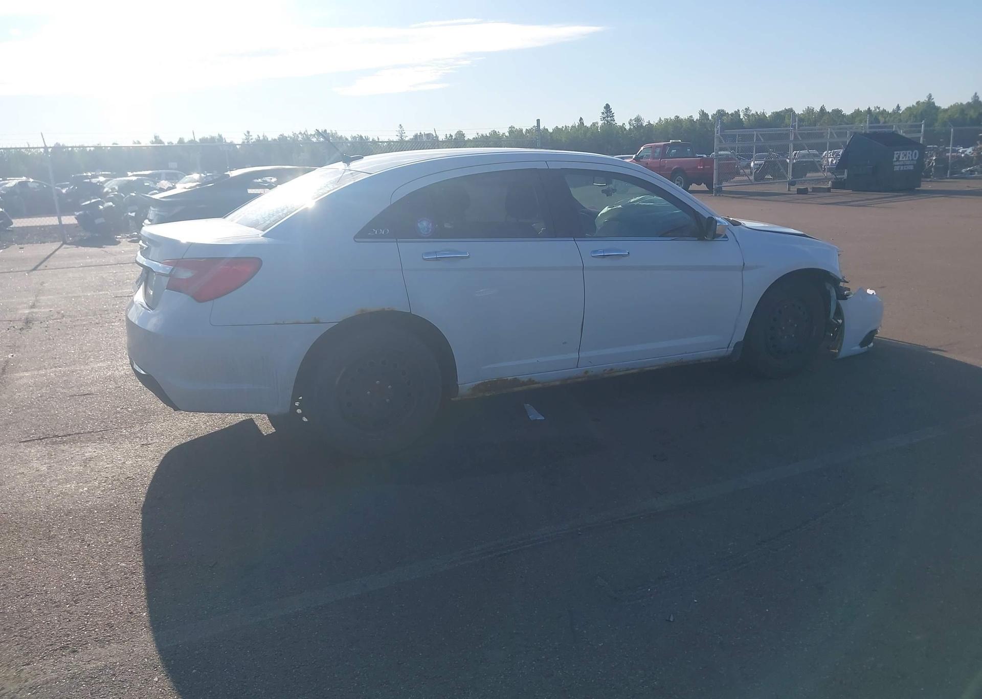 2013 CHRYSLER 200 LIMITED