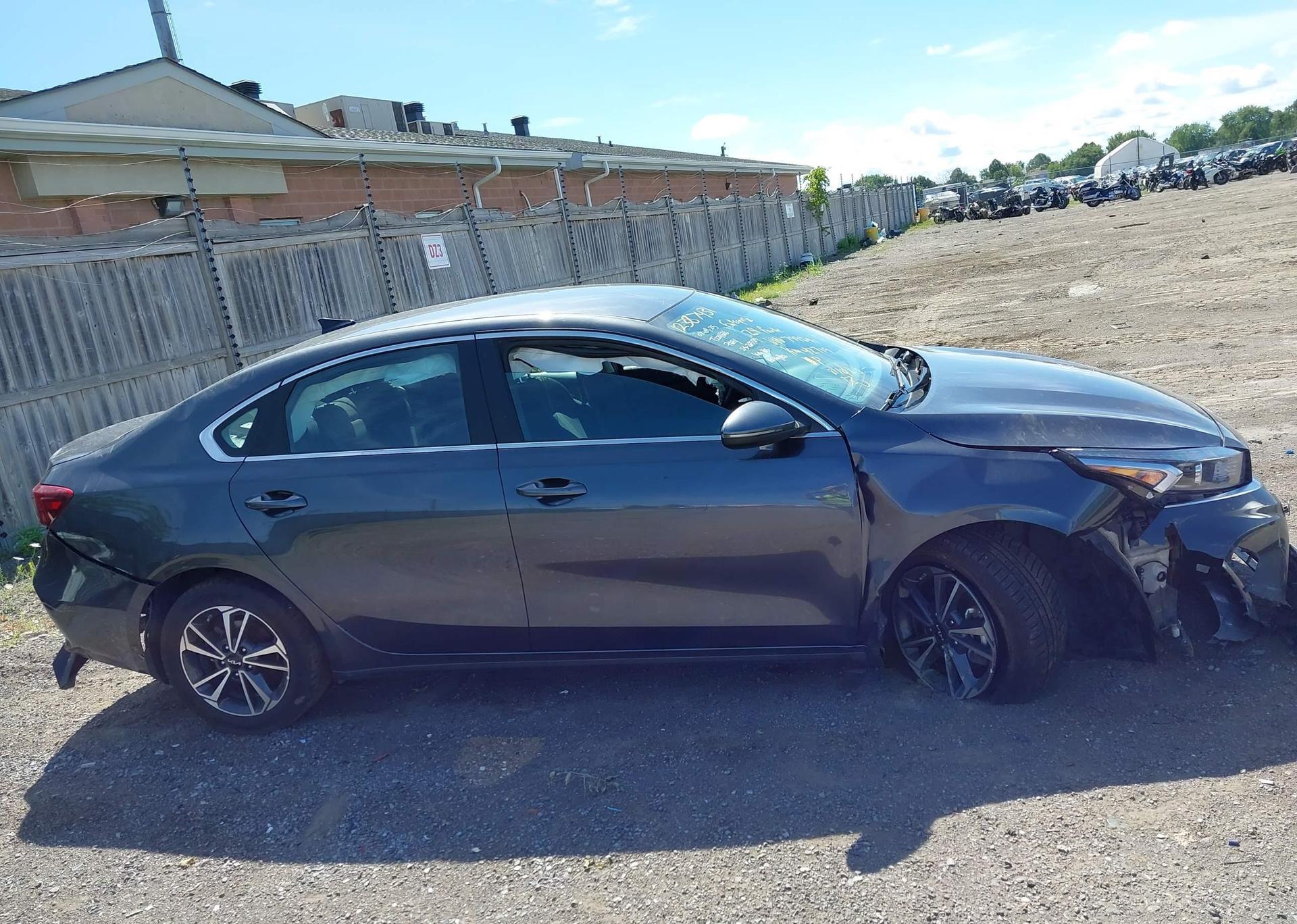 2024 KIA FORTE EX