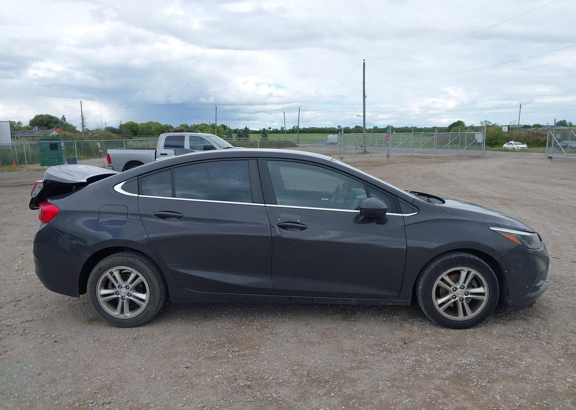 2017 CHEVROLET CRUZE LT AUTO