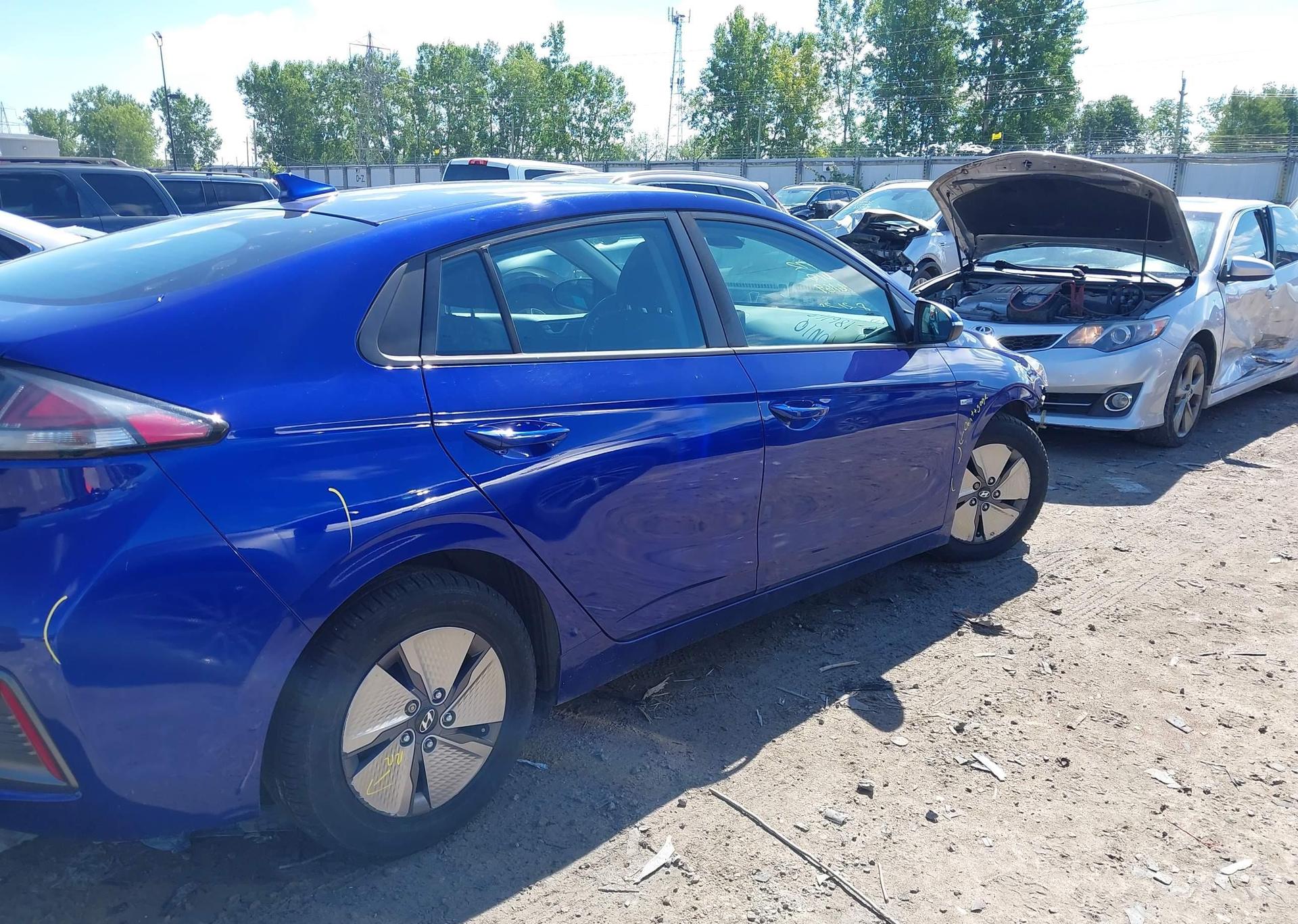 2020 HYUNDAI IONIQ HYBRID PREFERRED