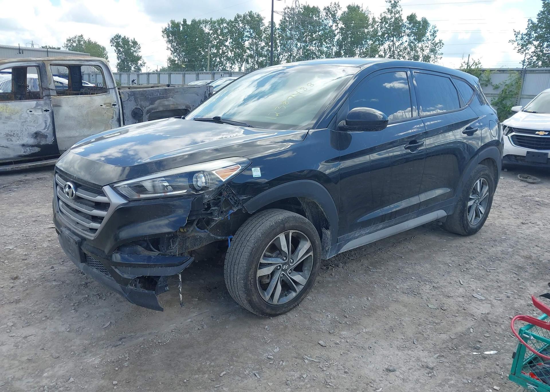 2018 HYUNDAI TUCSON BASE 2.0L