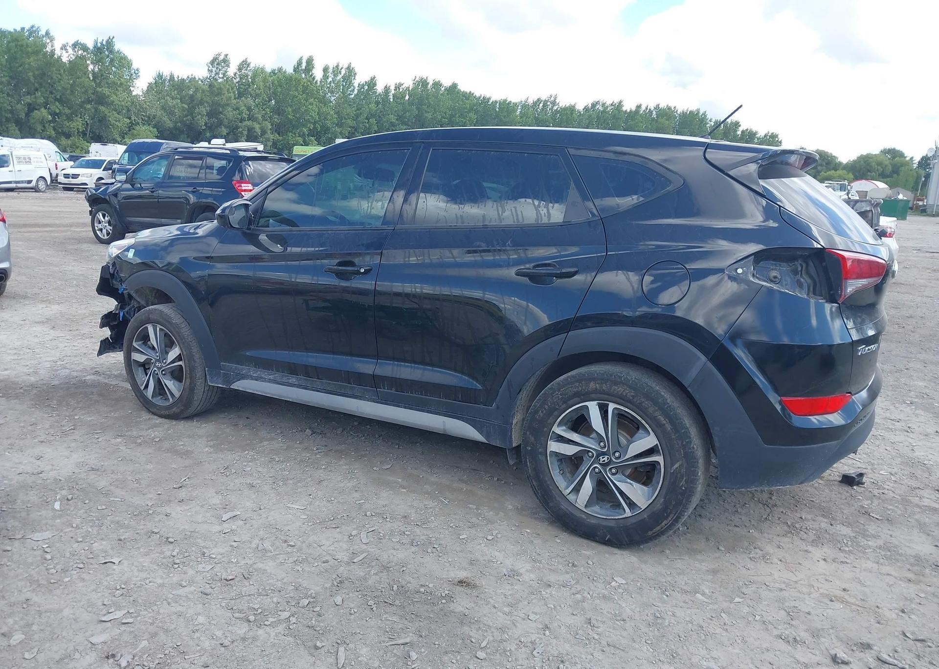 2018 HYUNDAI TUCSON BASE 2.0L