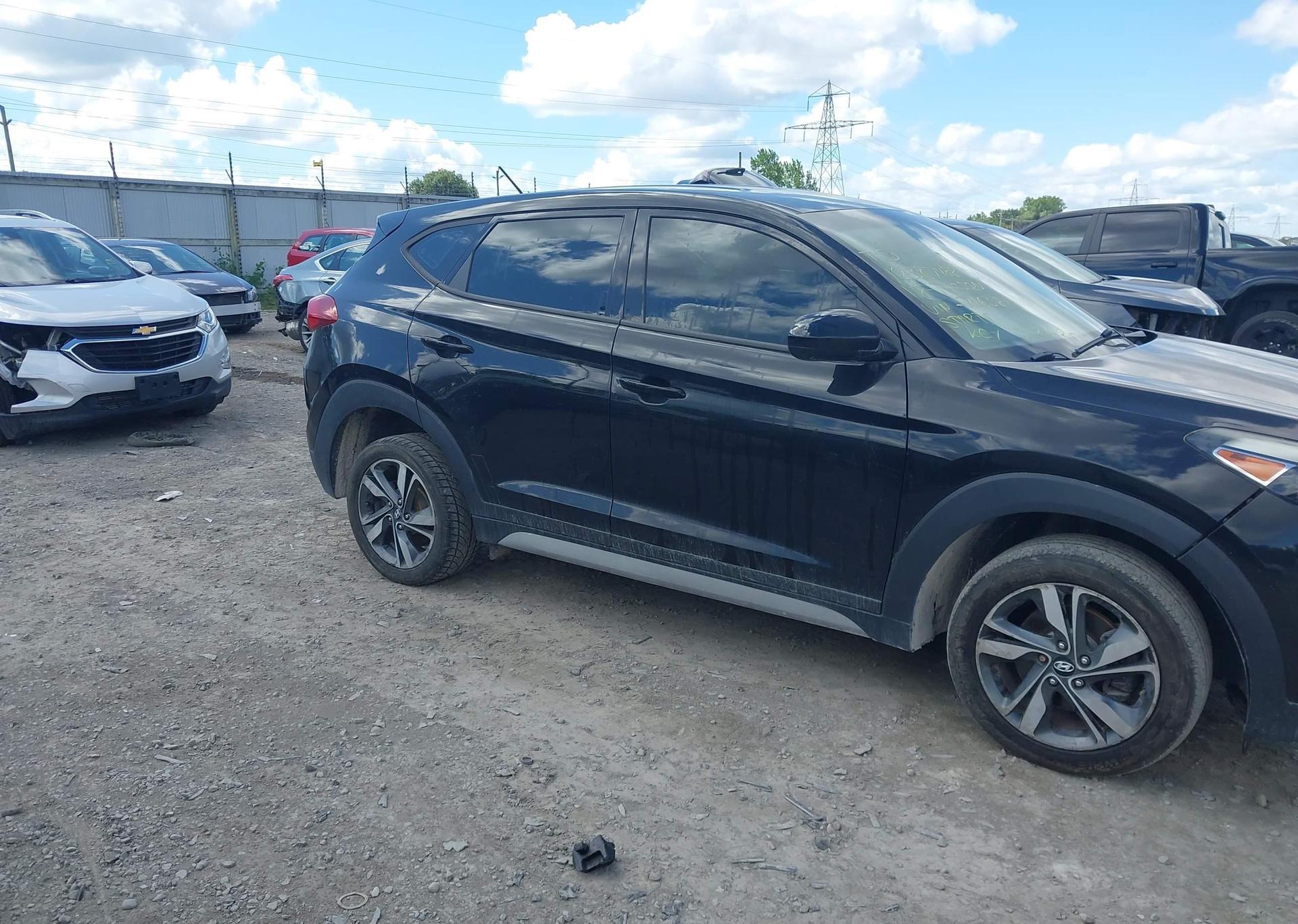2018 HYUNDAI TUCSON BASE 2.0L