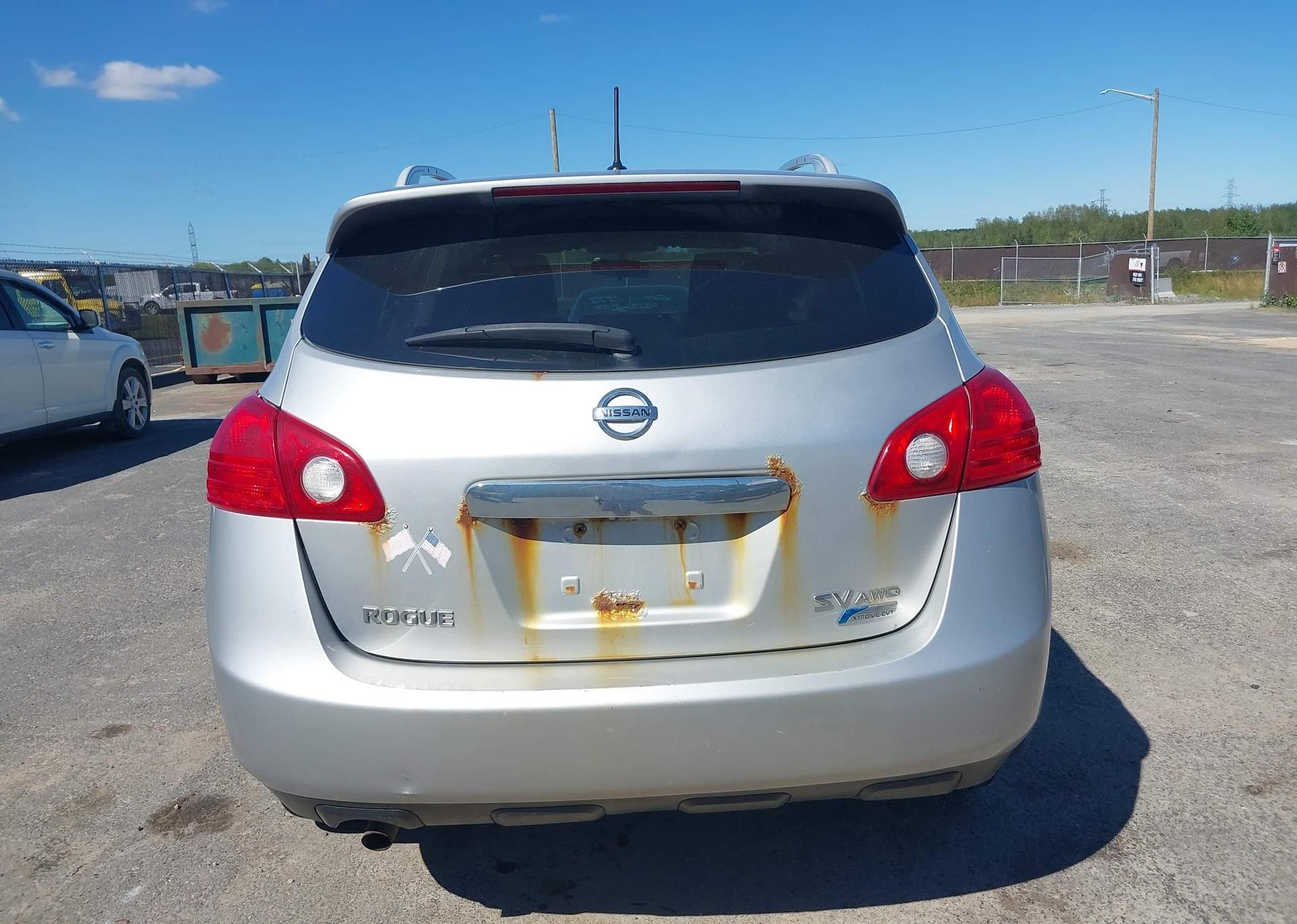 2013 NISSAN ROGUE S