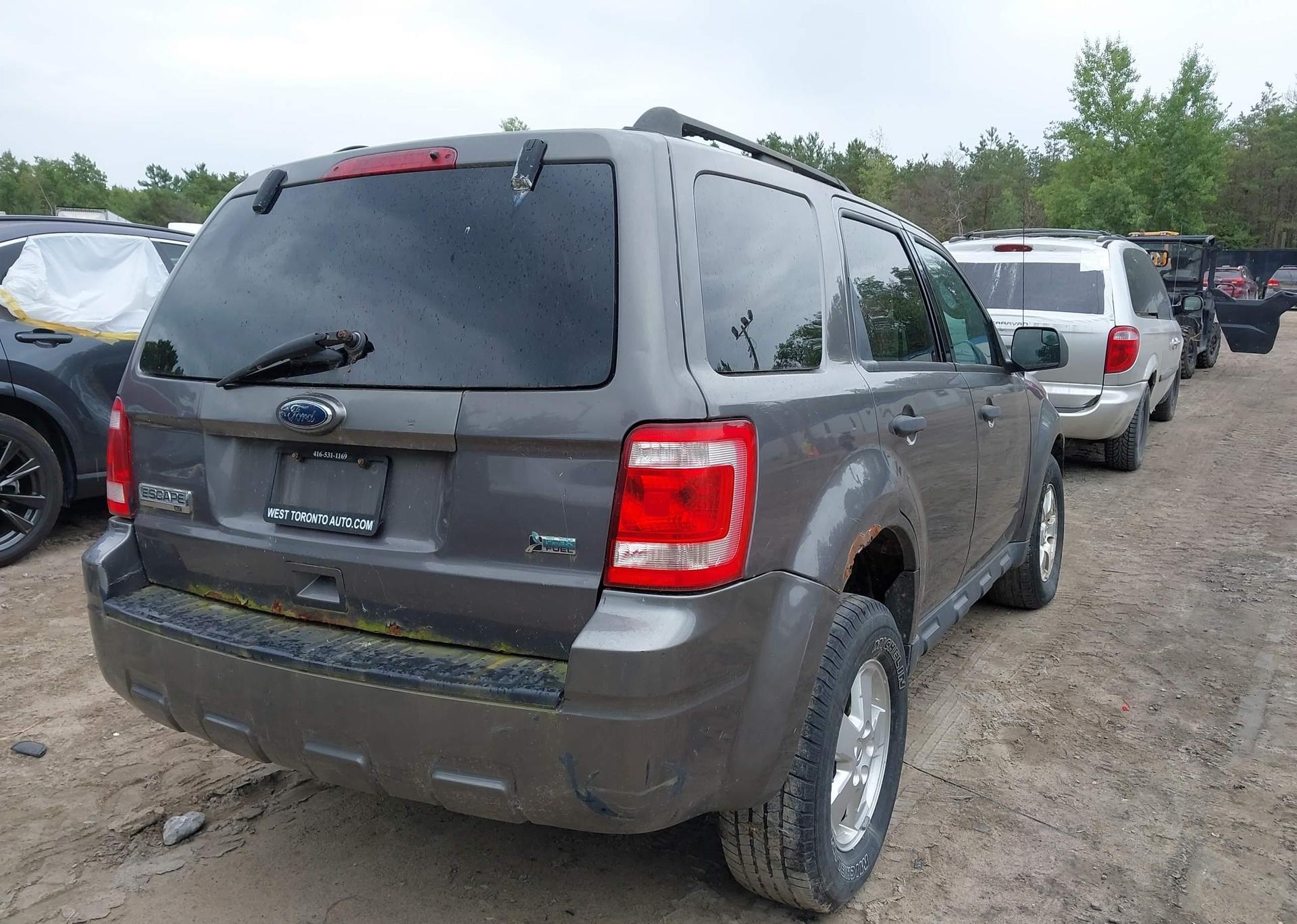 2011 FORD ESCAPE XLT