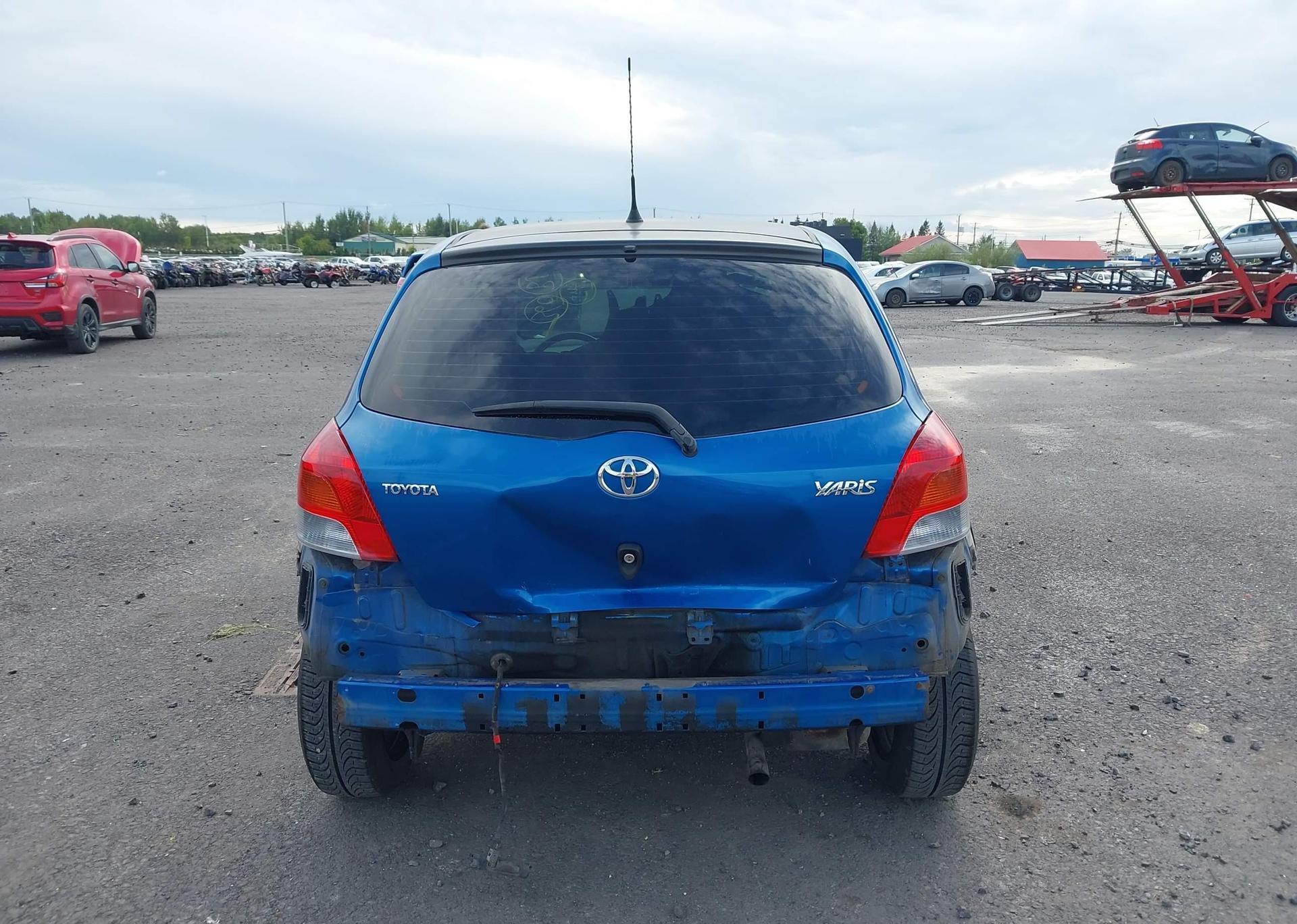 2009 TOYOTA YARIS