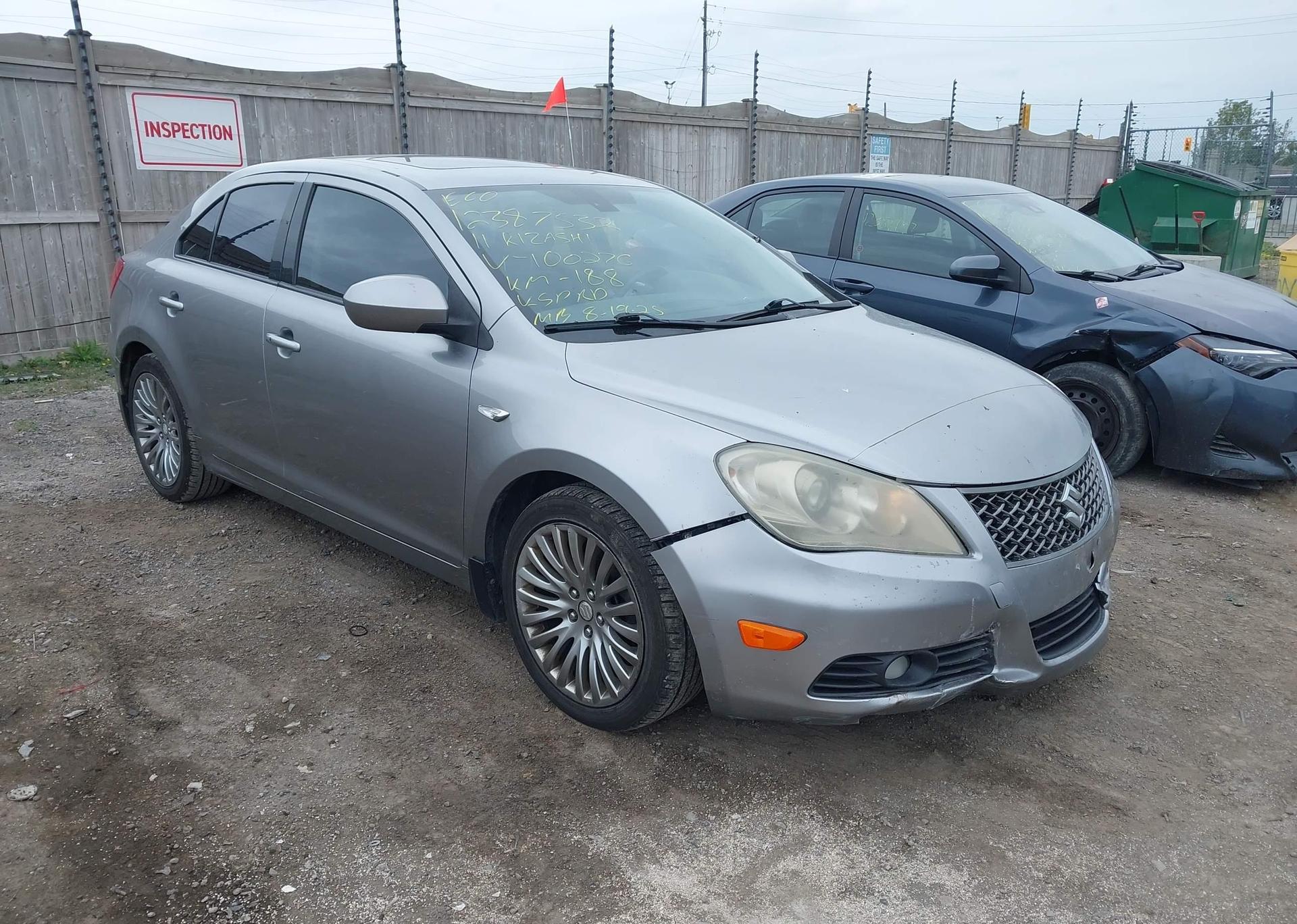 2011 SUZUKI KIZASHI S