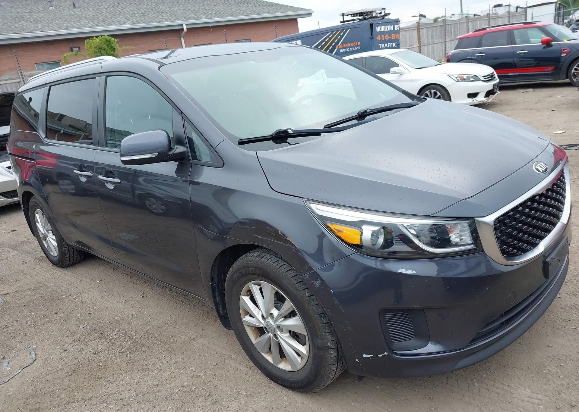 2018 KIA SEDONA LX