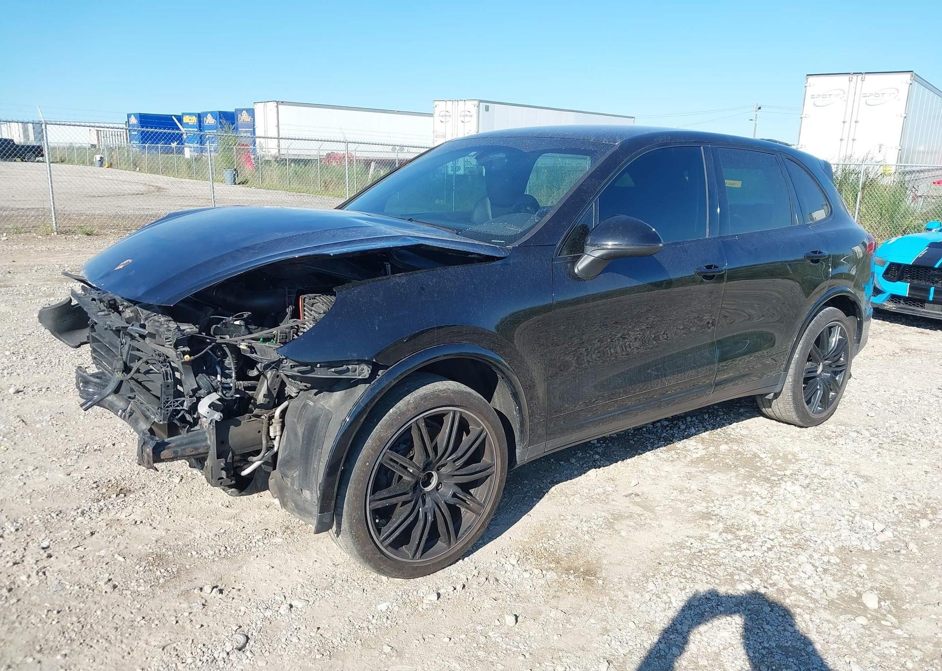 2017 PORSCHE CAYENNE