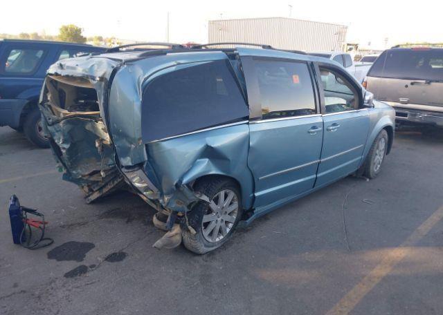 2010 CHRYSLER TOWN & COUNTRY TOURING