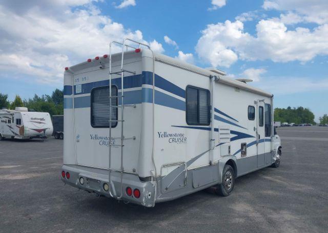 2005 FORD ECONOLINE E450 SUPER DUTY CUTWY VAN