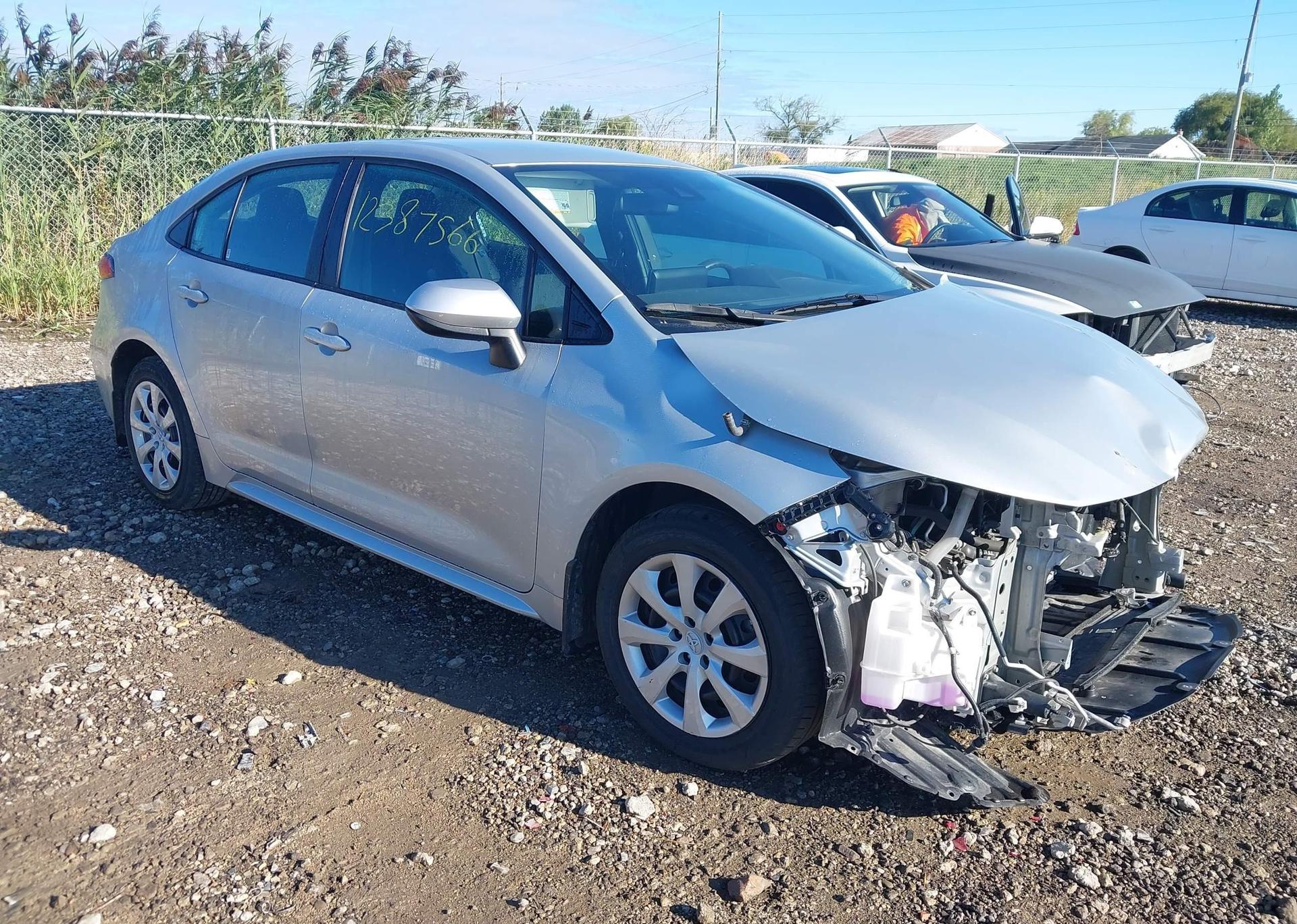 2022 TOYOTA COROLLA LE