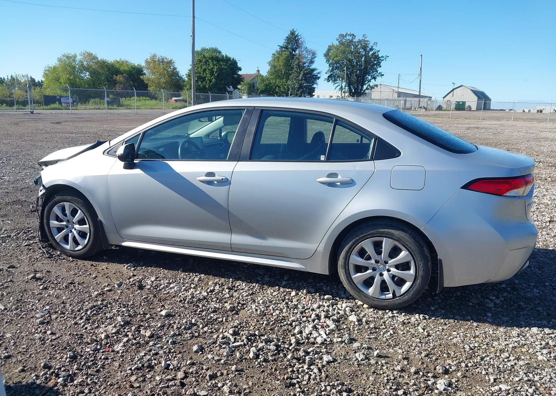 2022 TOYOTA COROLLA LE