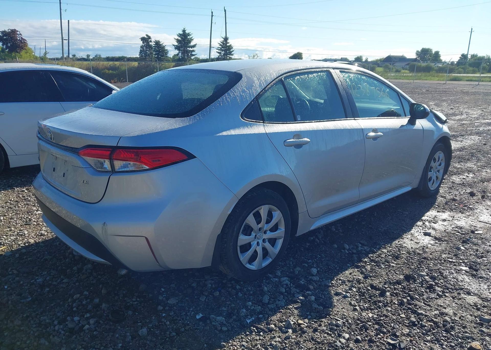 2022 TOYOTA COROLLA LE