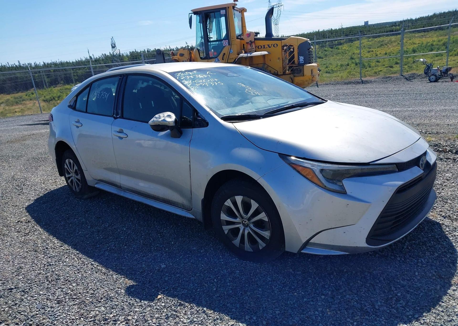 2024 TOYOTA COROLLA LE
