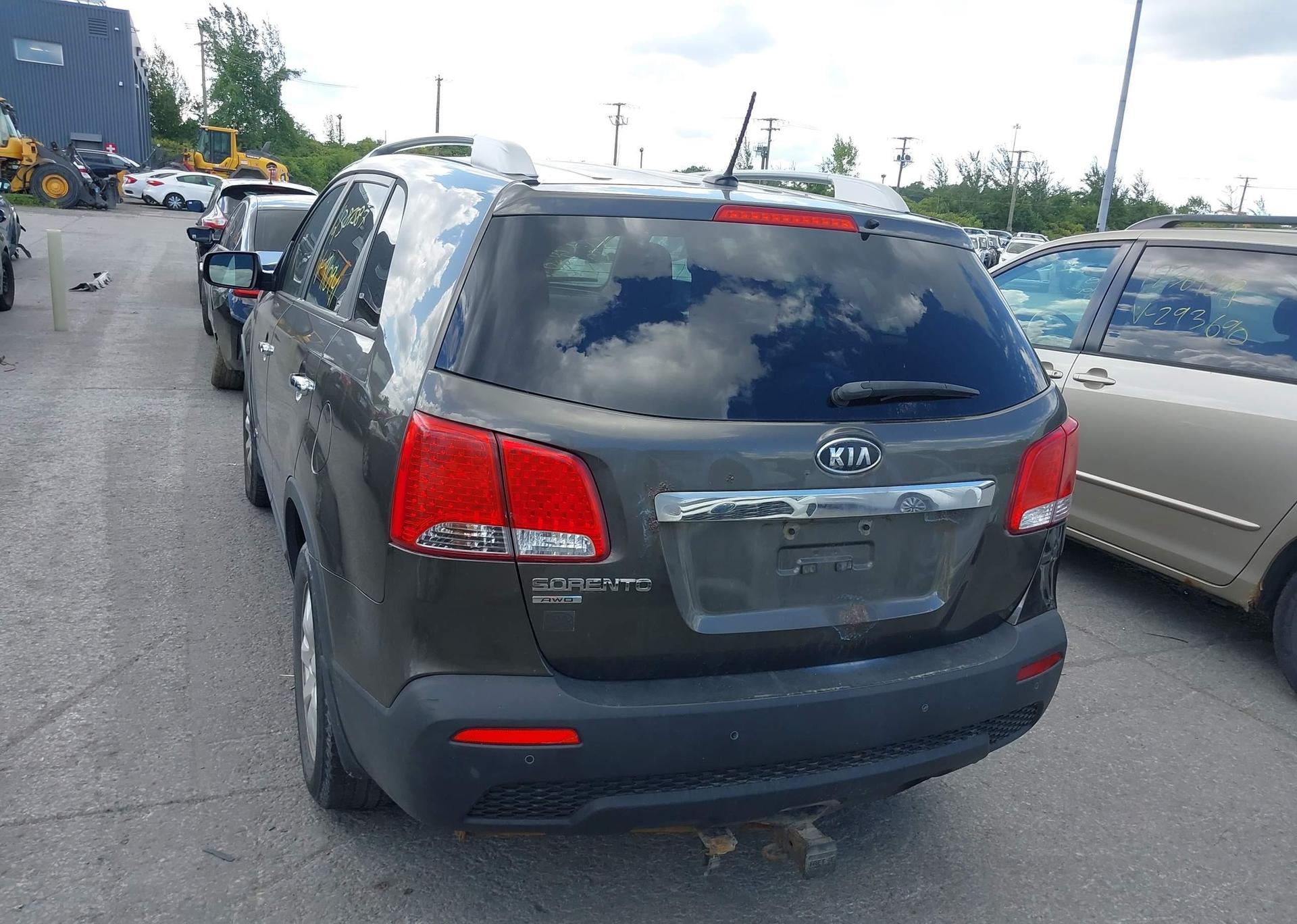2013 KIA SORENTO