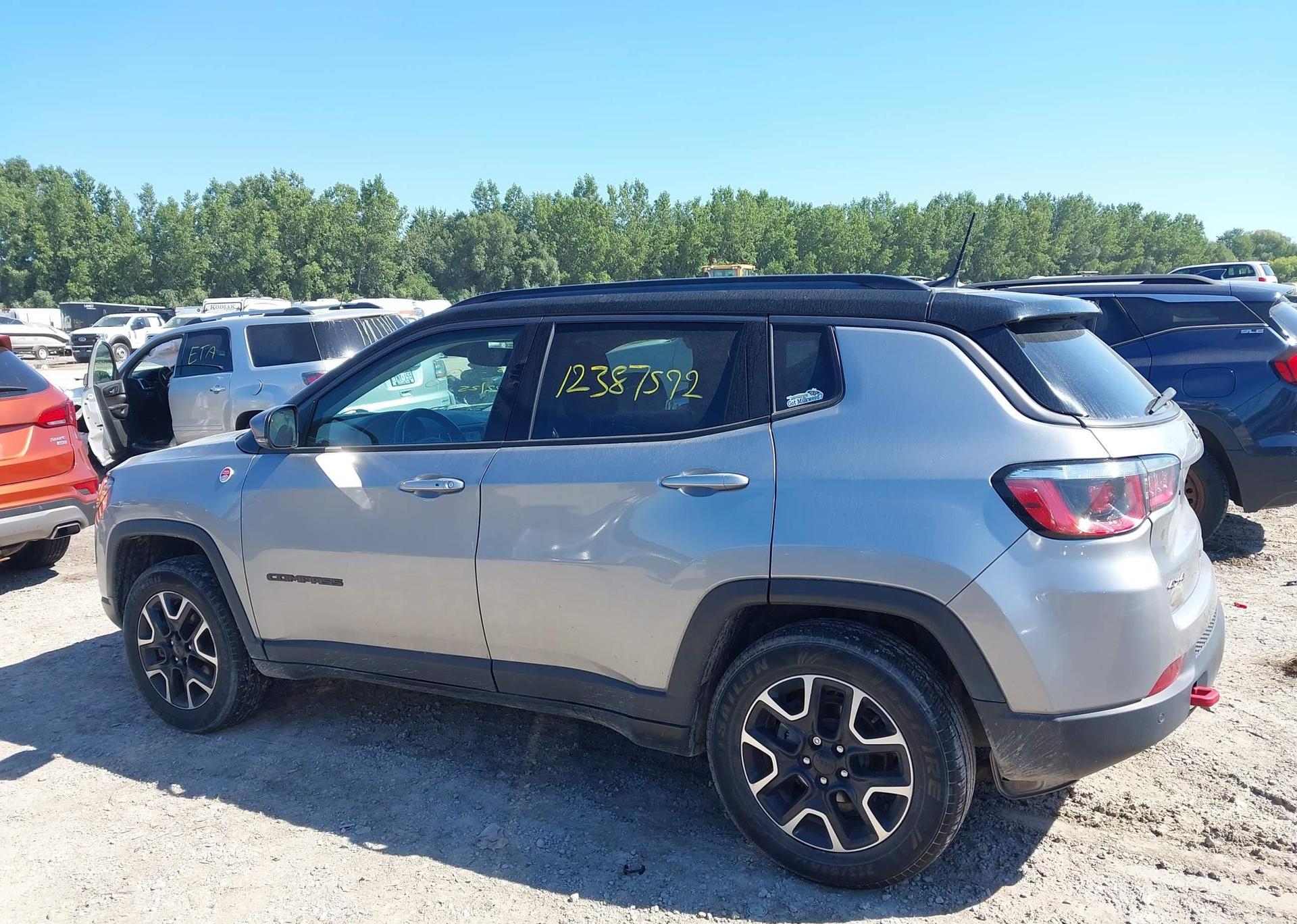 2020 JEEP COMPASS TRAILHAWK
