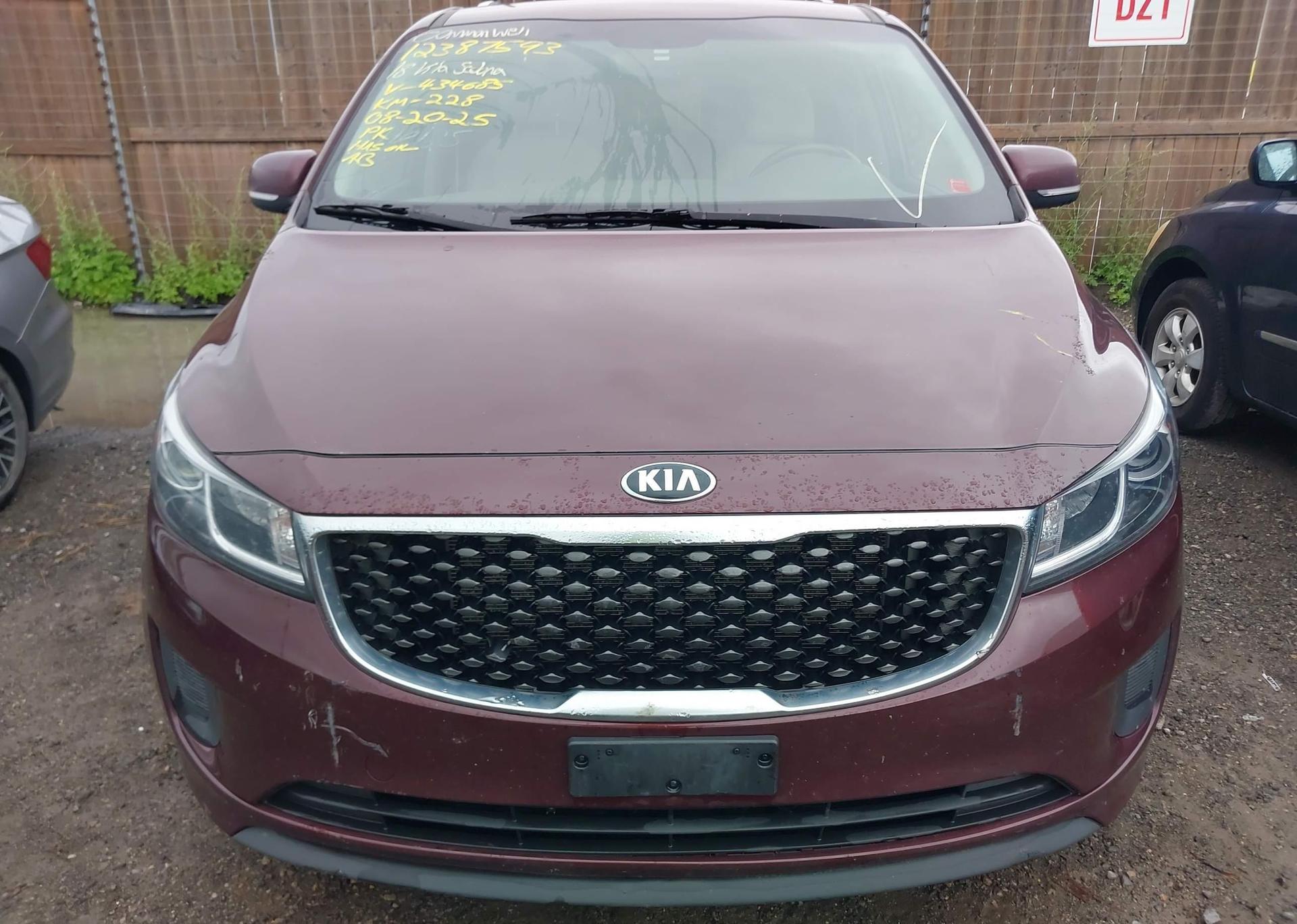2018 KIA SEDONA LX