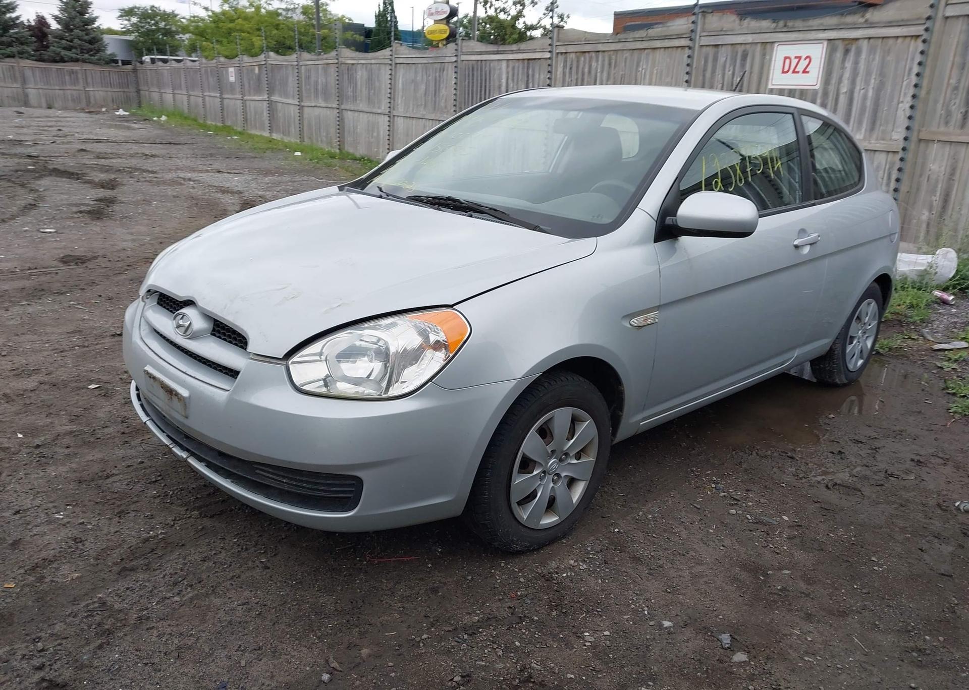 2010 HYUNDAI ACCENT SE