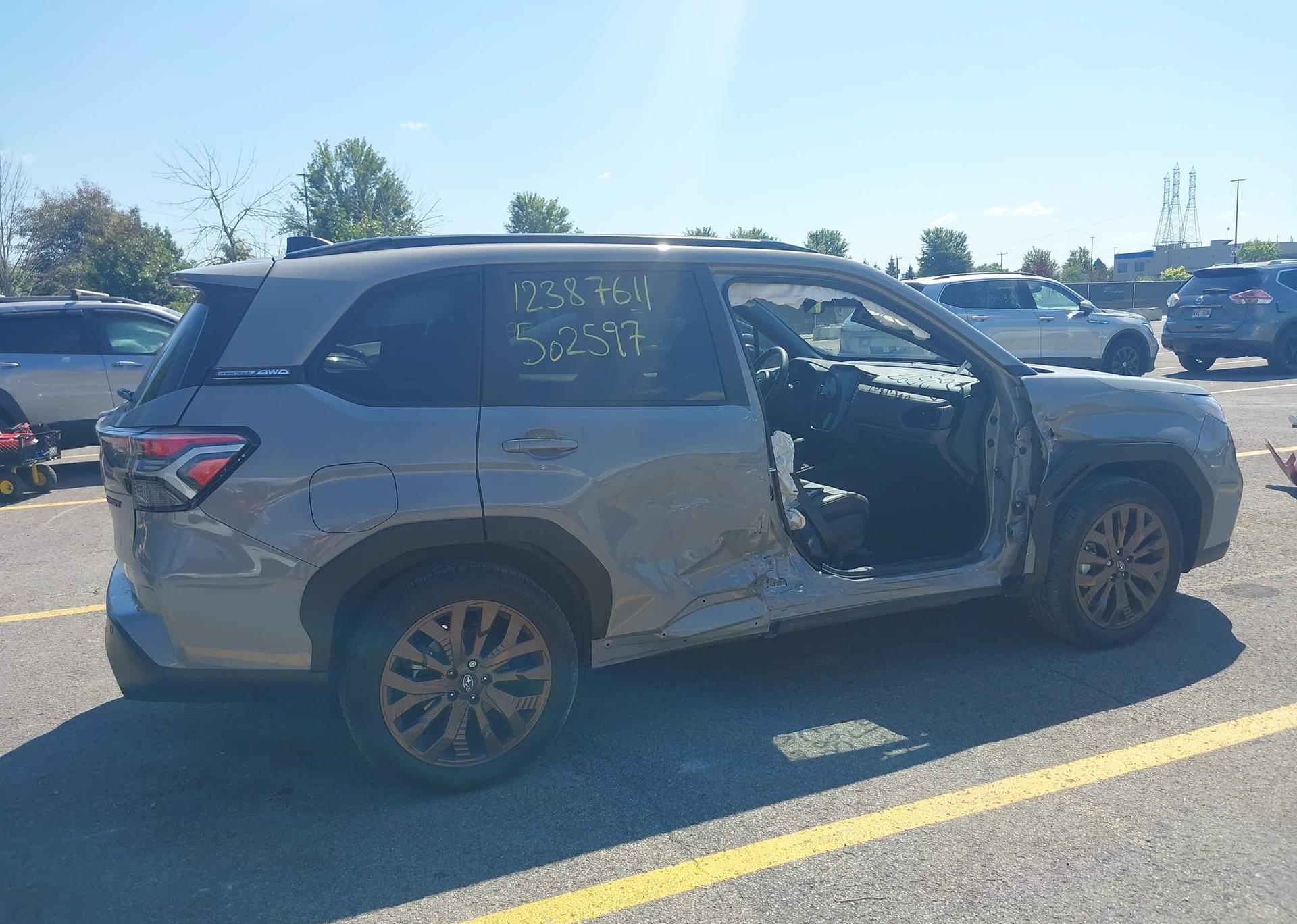 2025 SUBARU FORESTER
