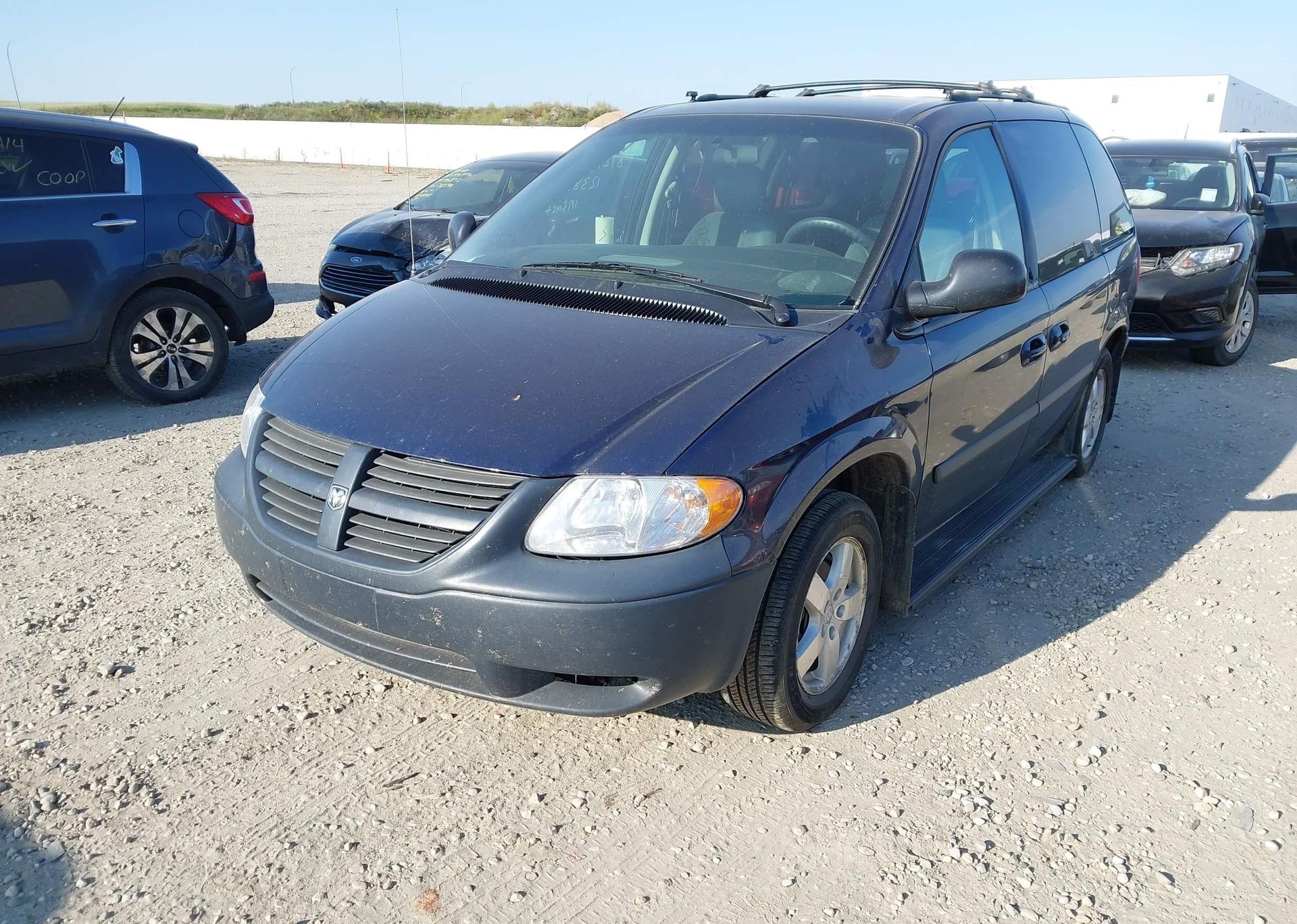 2006 DODGE CARAVAN SE