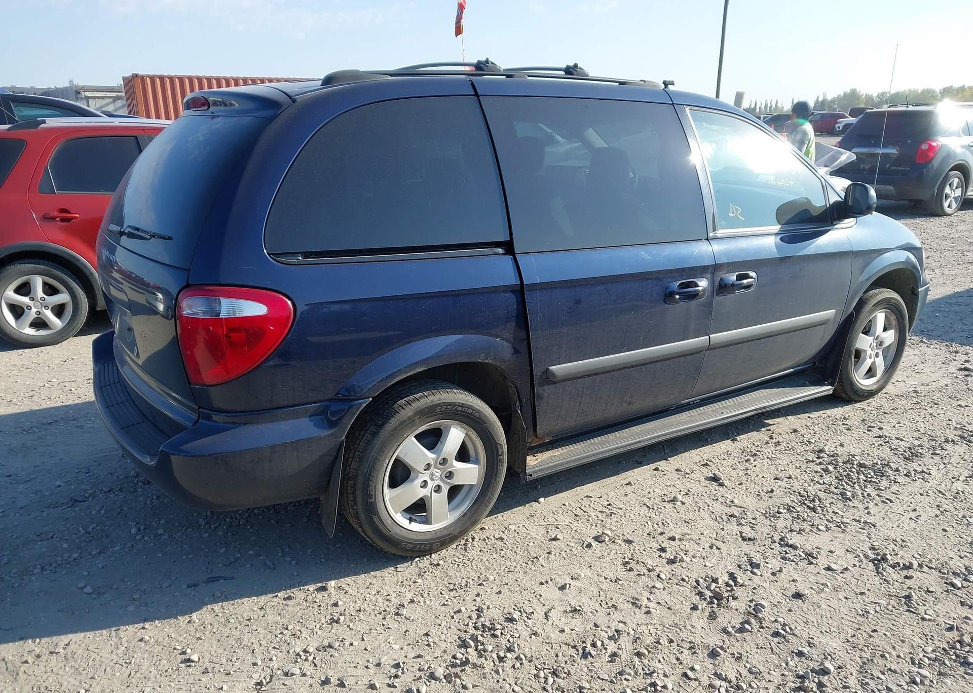 2006 DODGE CARAVAN SE